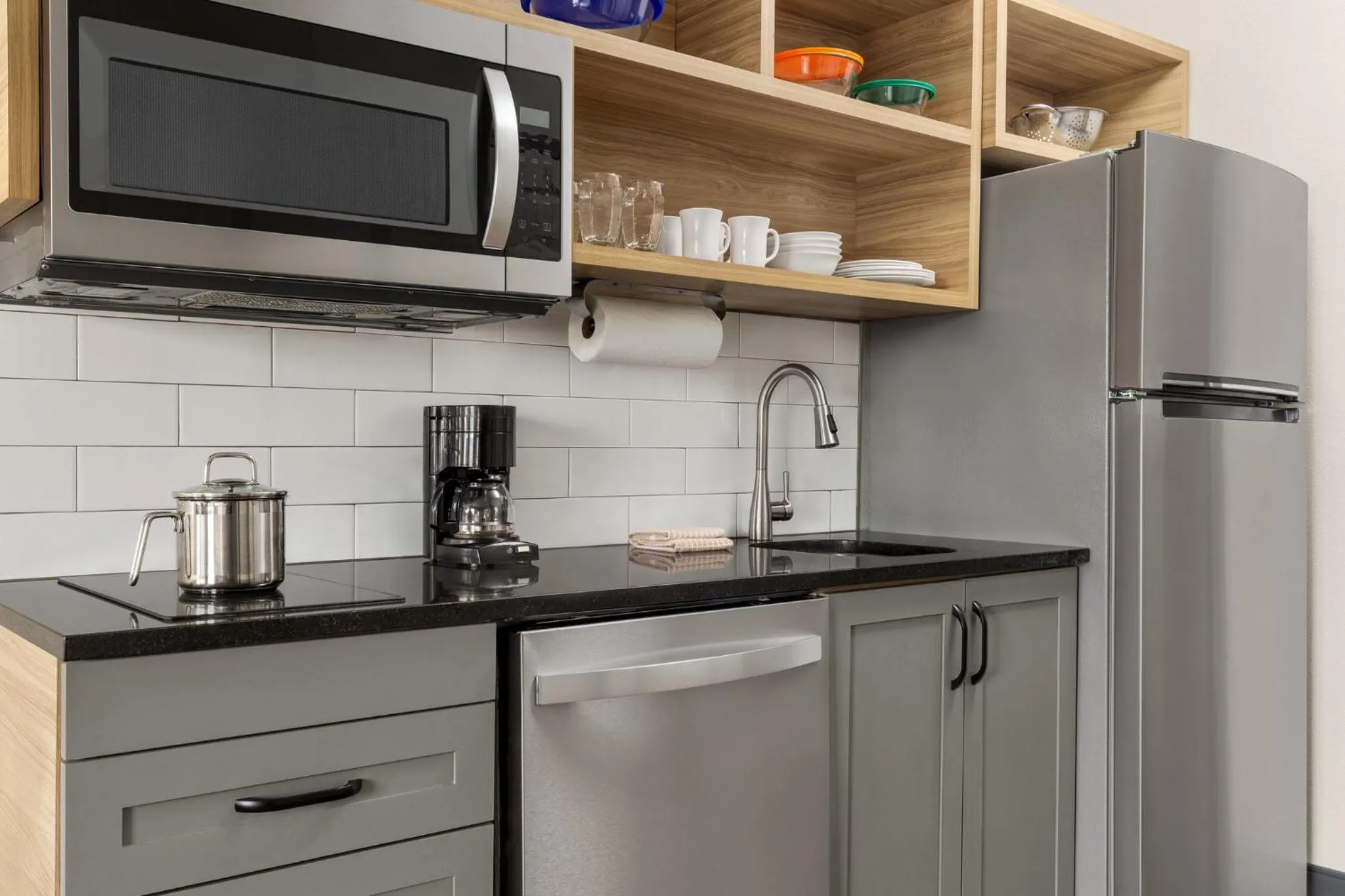 Photo of the whole room in Candlewood Suites Tuscaloosa by IHG