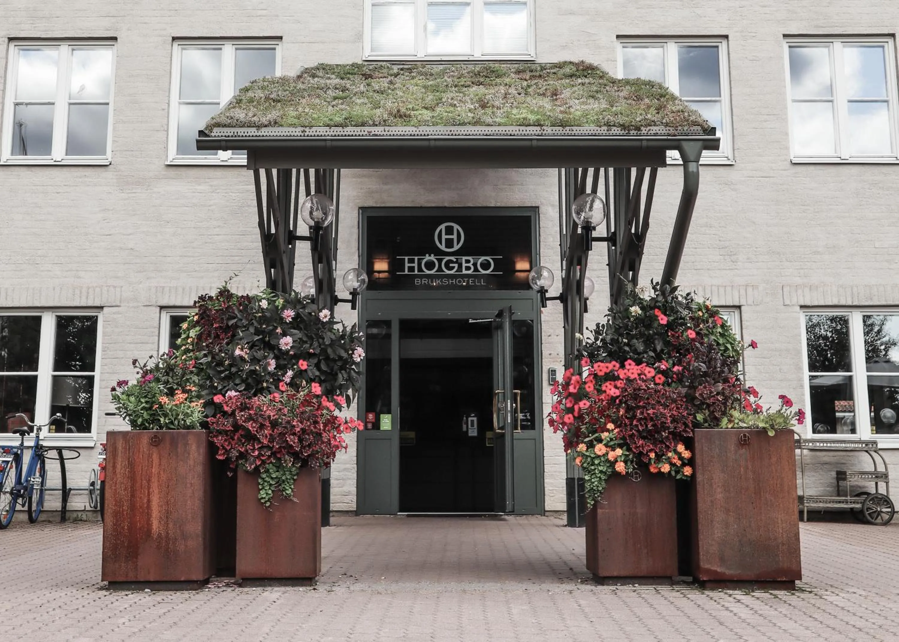 Property building in Högbo Brukshotell & Spa