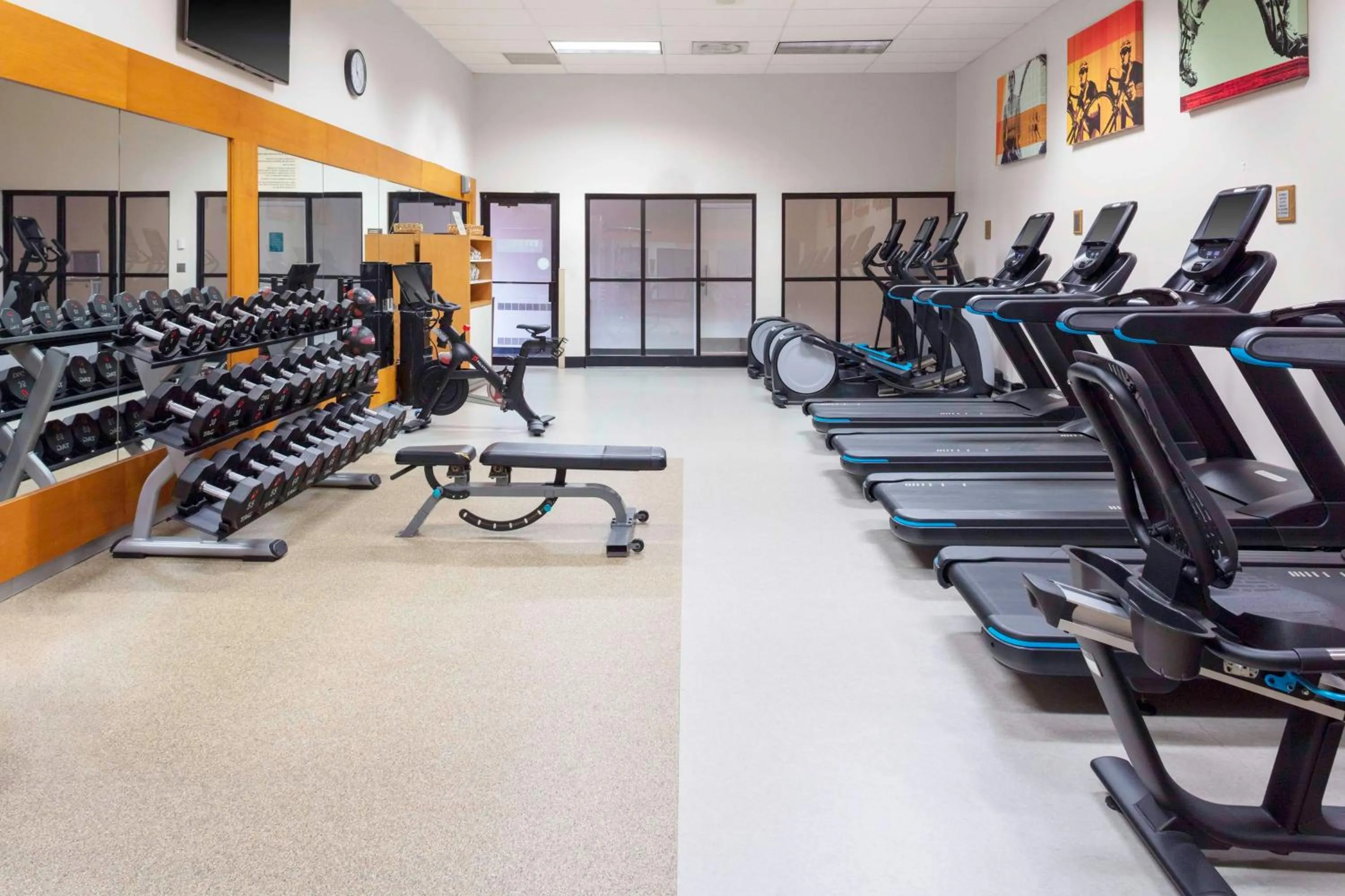 Fitness centre/facilities in DoubleTree by Hilton Kansas City - Overland Park