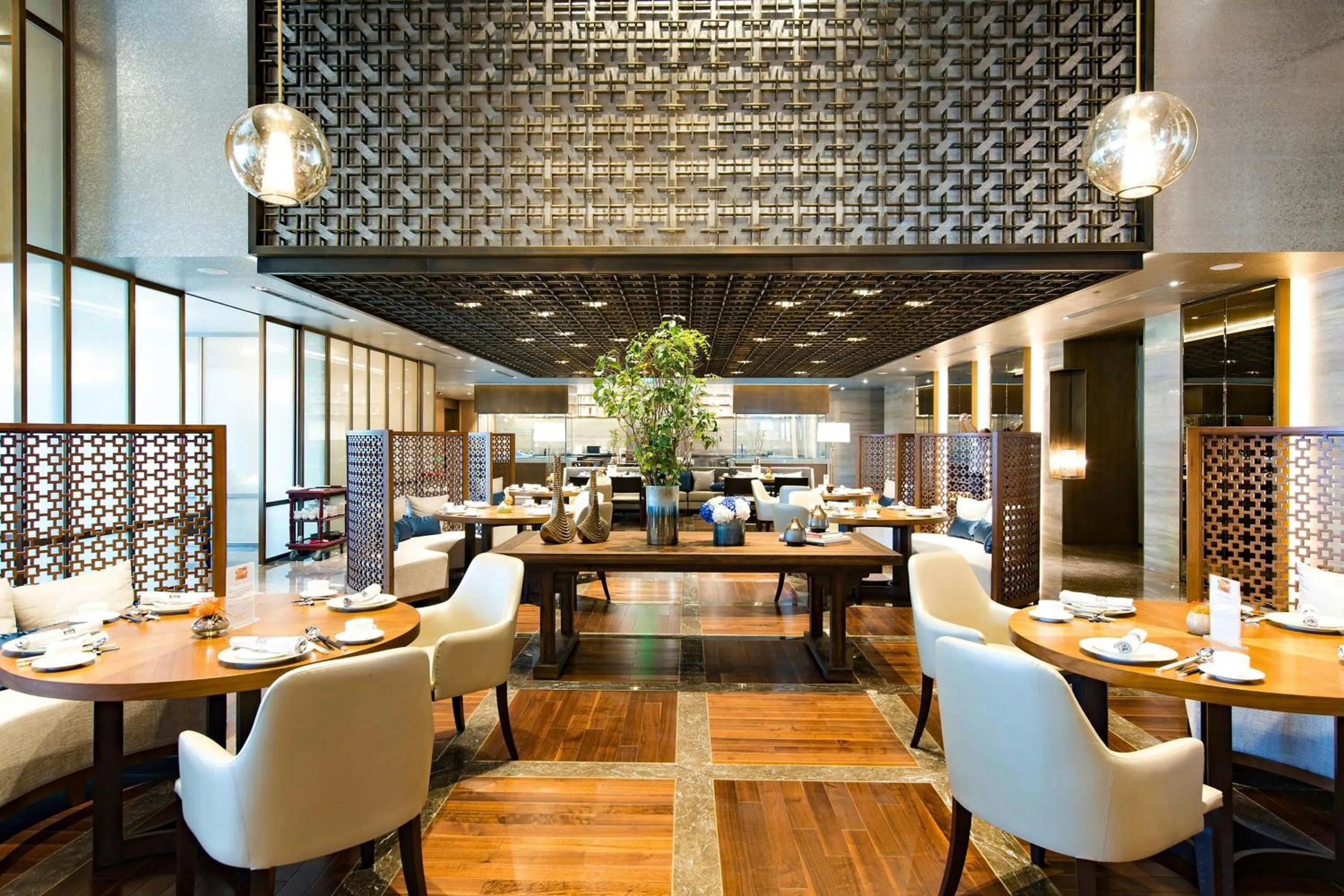 Restaurant/places to eat in Renaissance Beijing Capital Hotel