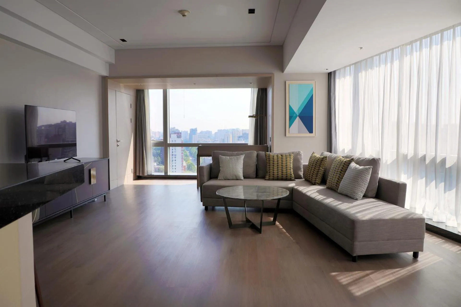 Living room in Renaissance Beijing Capital Hotel