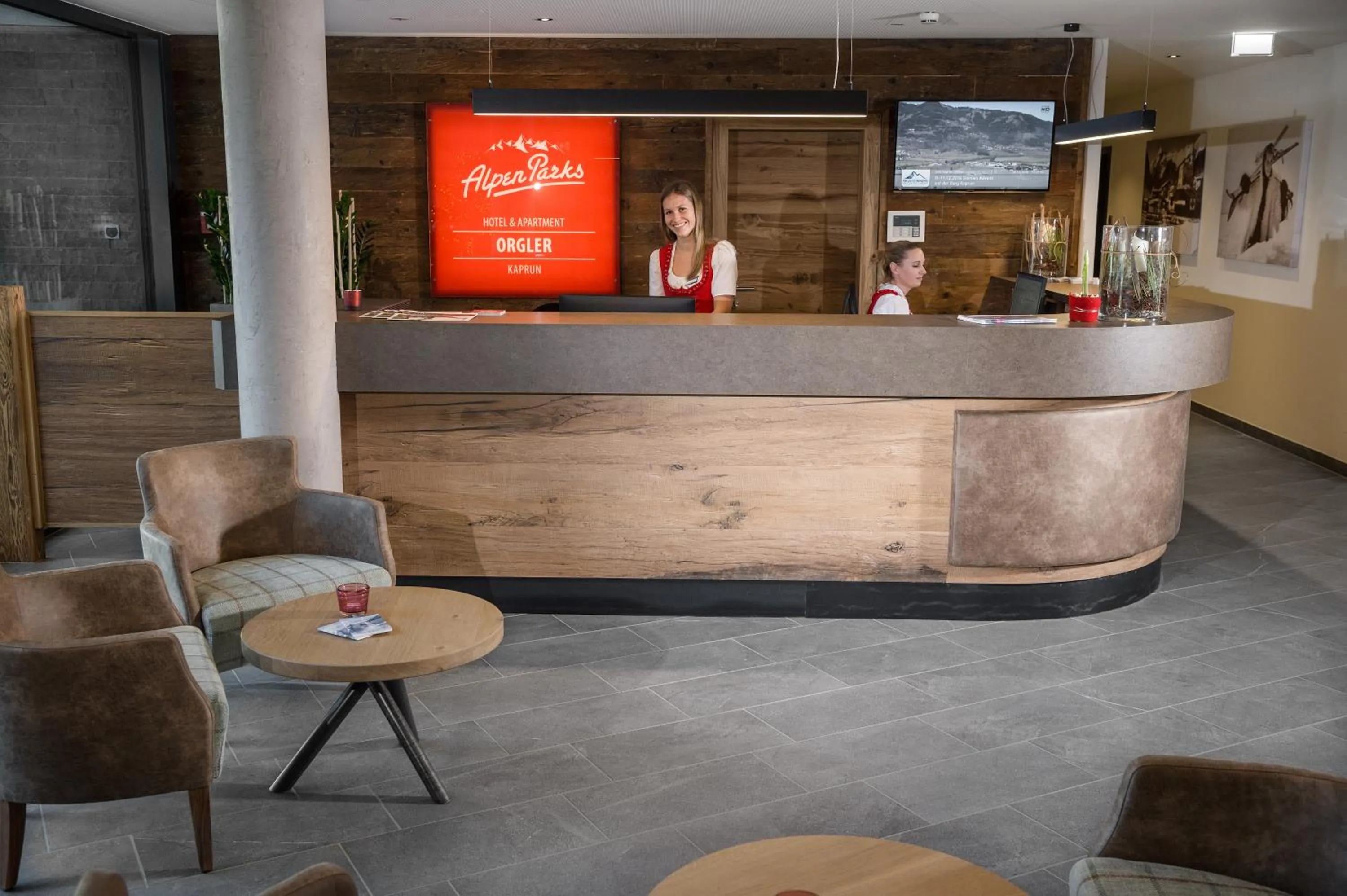 Lobby or reception in AlpenParks Hotel & Apartment Orgler Kaprun