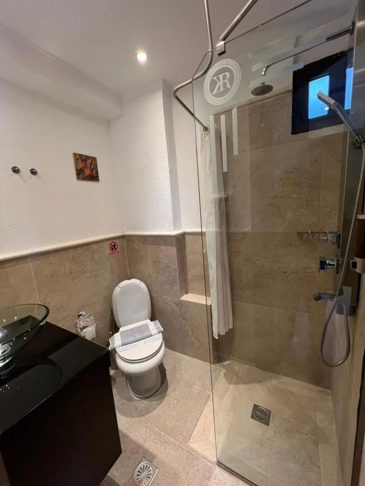 Bathroom in Kappa Rooms