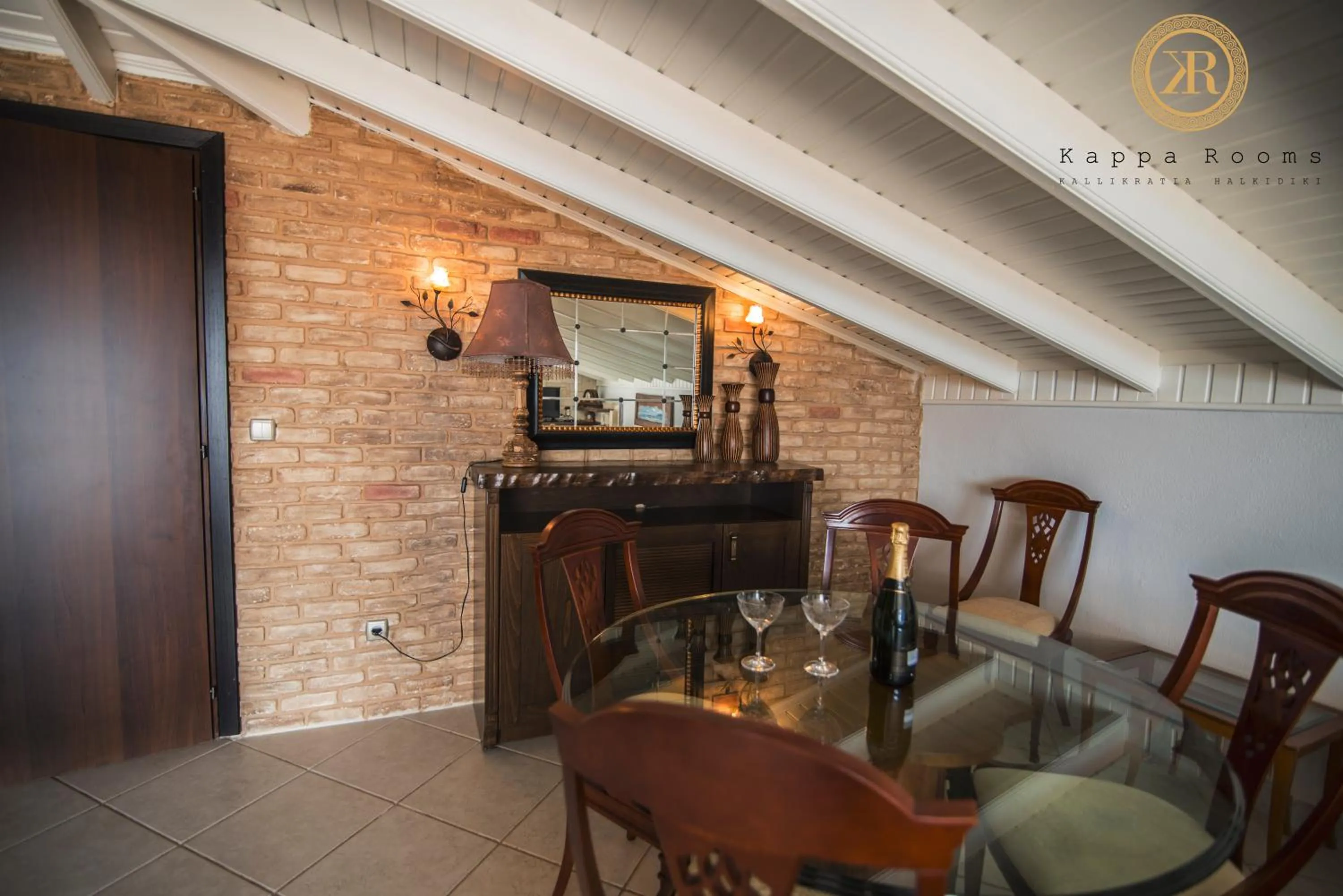 Living room in Kappa Rooms