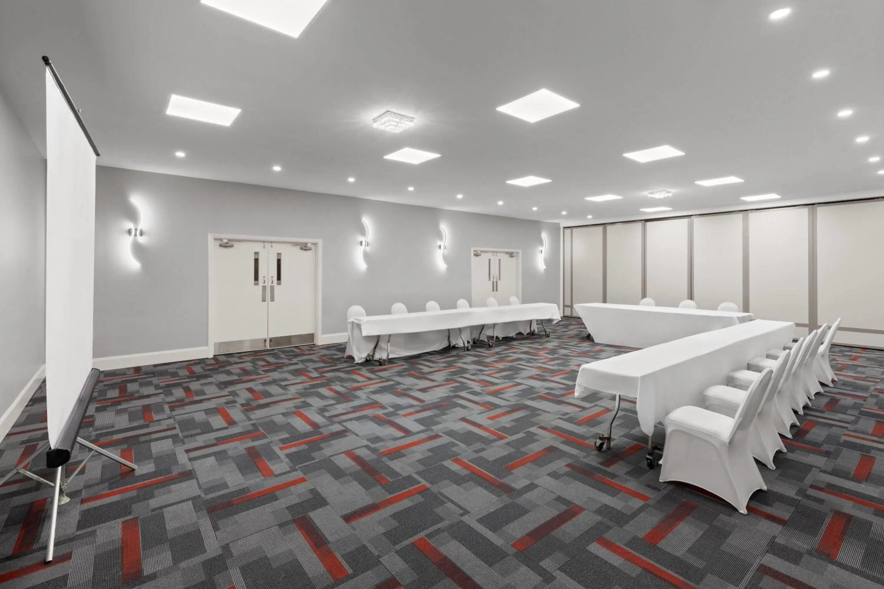 Meeting/conference room in Ramada by Wyndham Kenner New Orleans Airport South