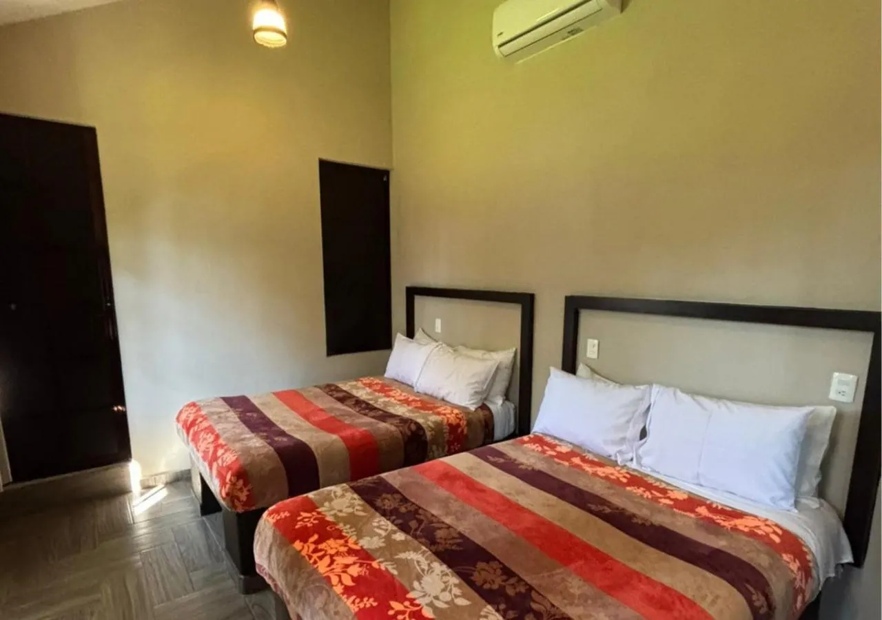 Bed in Hotel Real Campestre Tepetoci