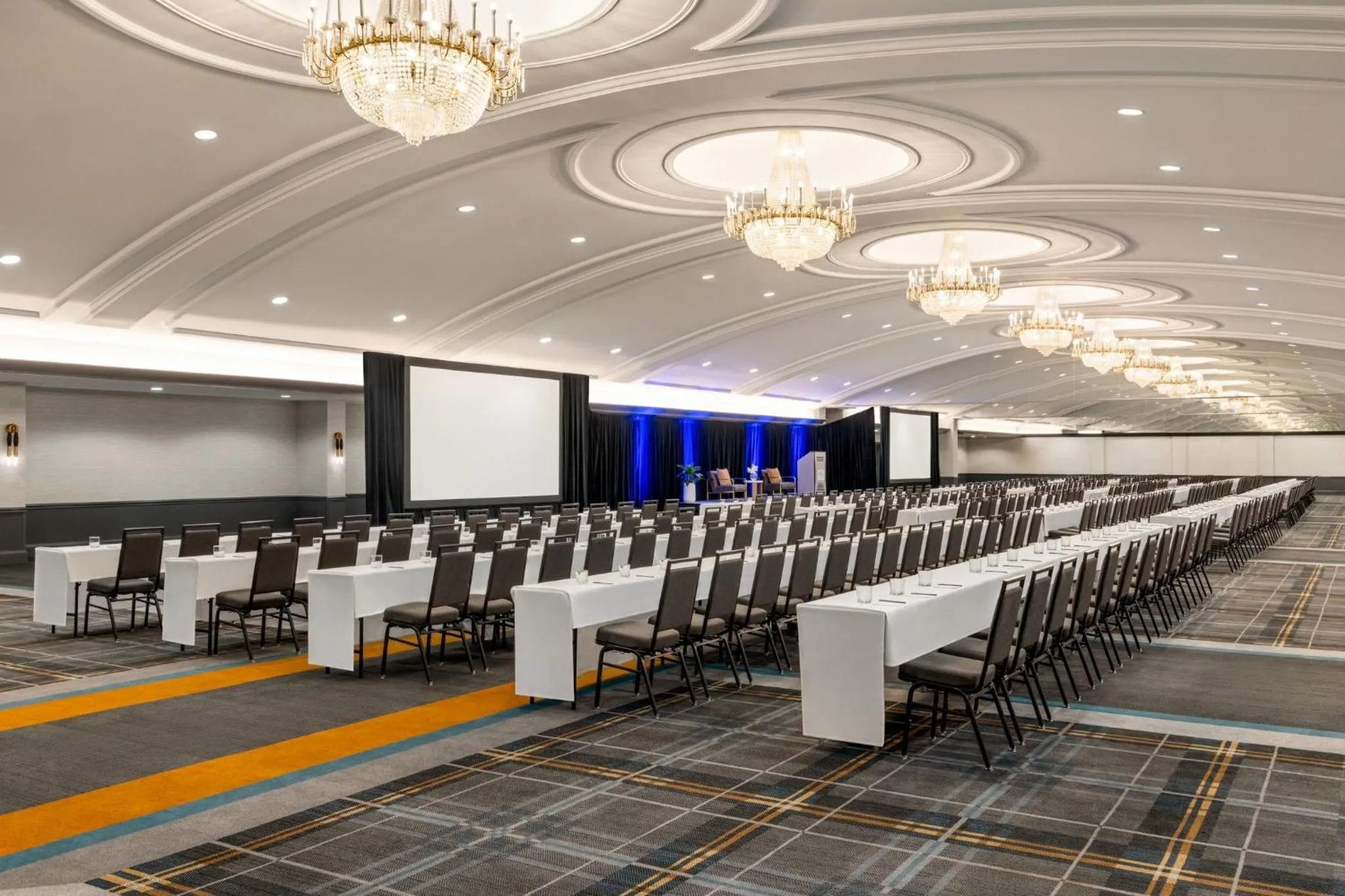 Banquet/Function facilities in Crowne Plaza Louisville Airport Expo Ctr by IHG