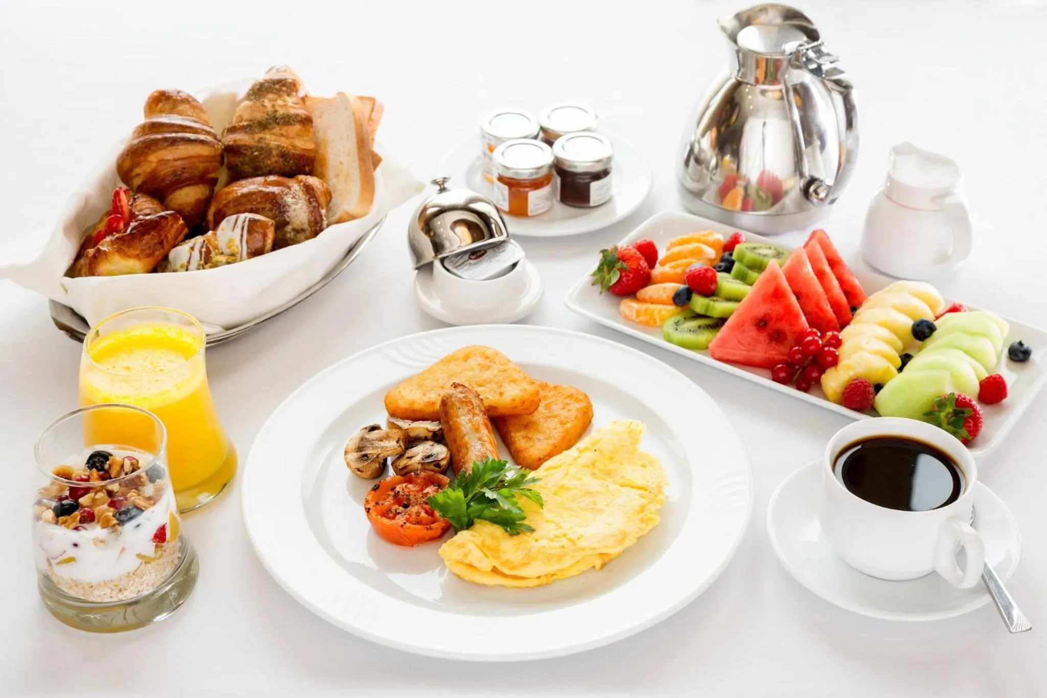 Restaurant/places to eat in Crowne Plaza Louisville Airport Expo Ctr by IHG