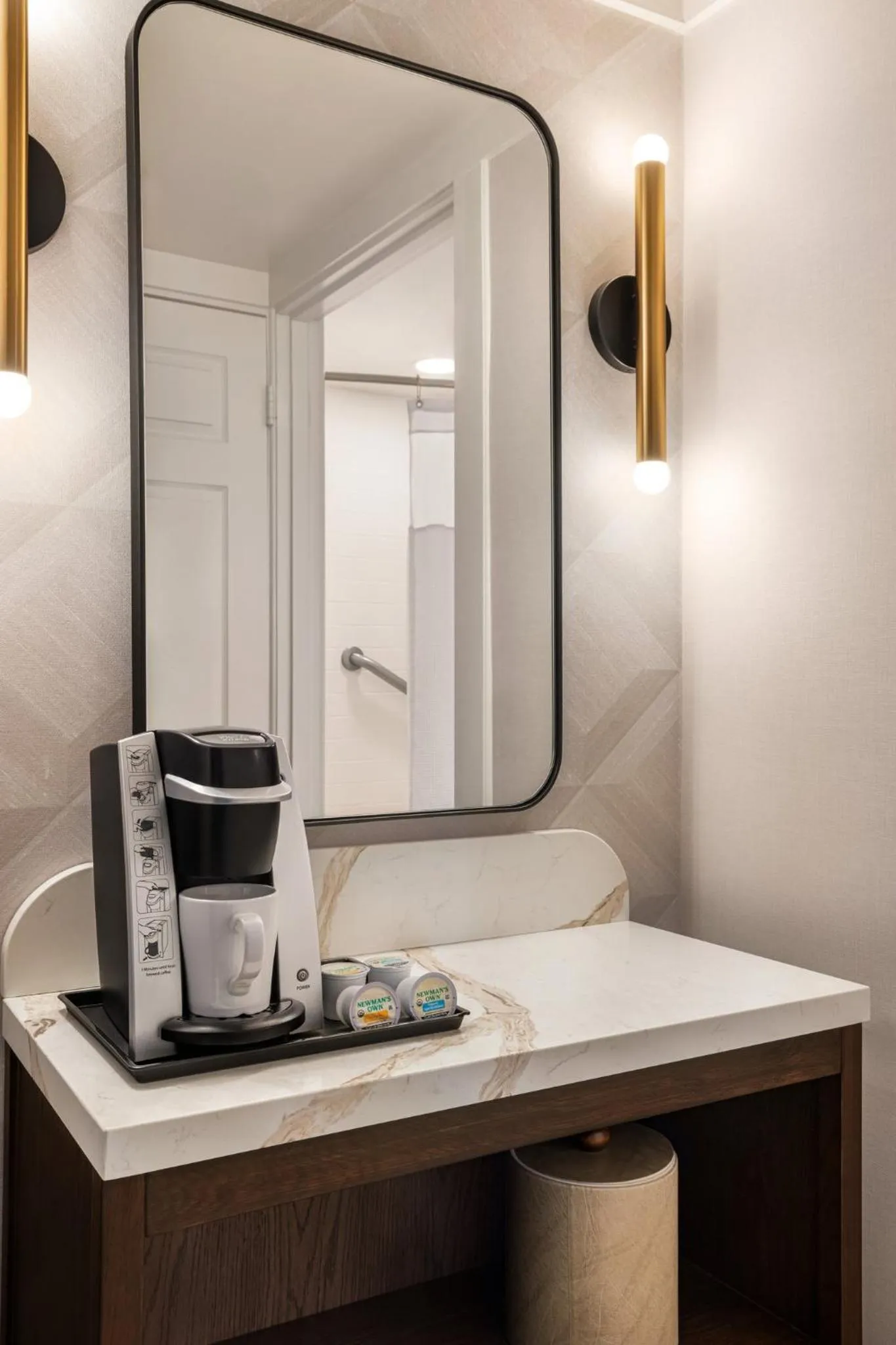 Photo of the whole room in Crowne Plaza Louisville Airport Expo Ctr by IHG