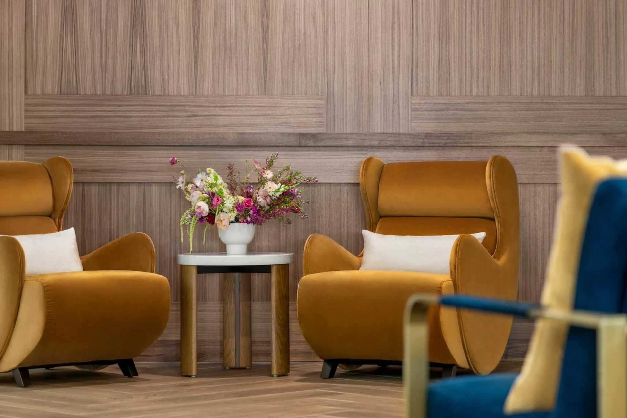 Property building in Crowne Plaza Louisville Airport Expo Ctr by IHG