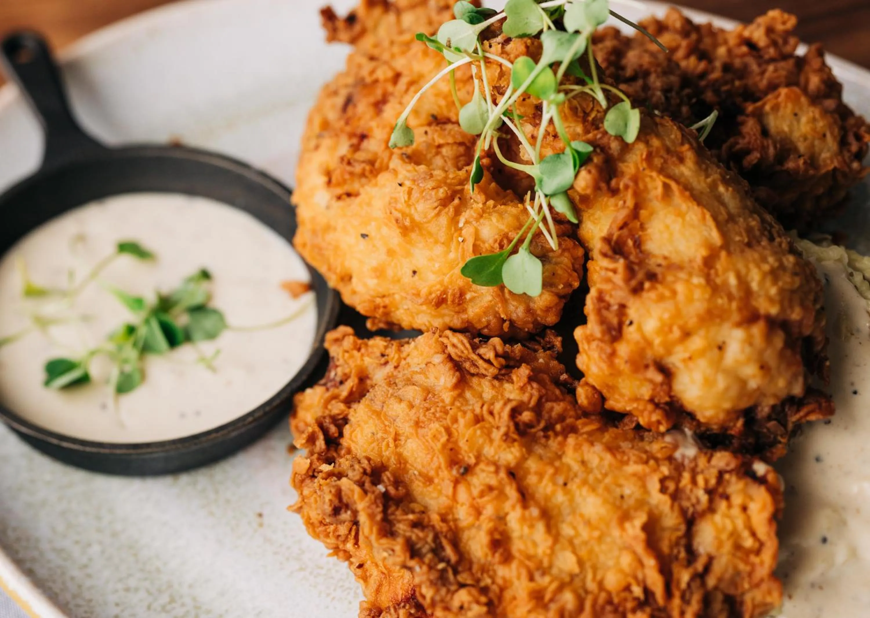 Restaurant/places to eat in Crowne Plaza Louisville Airport Expo Ctr by IHG