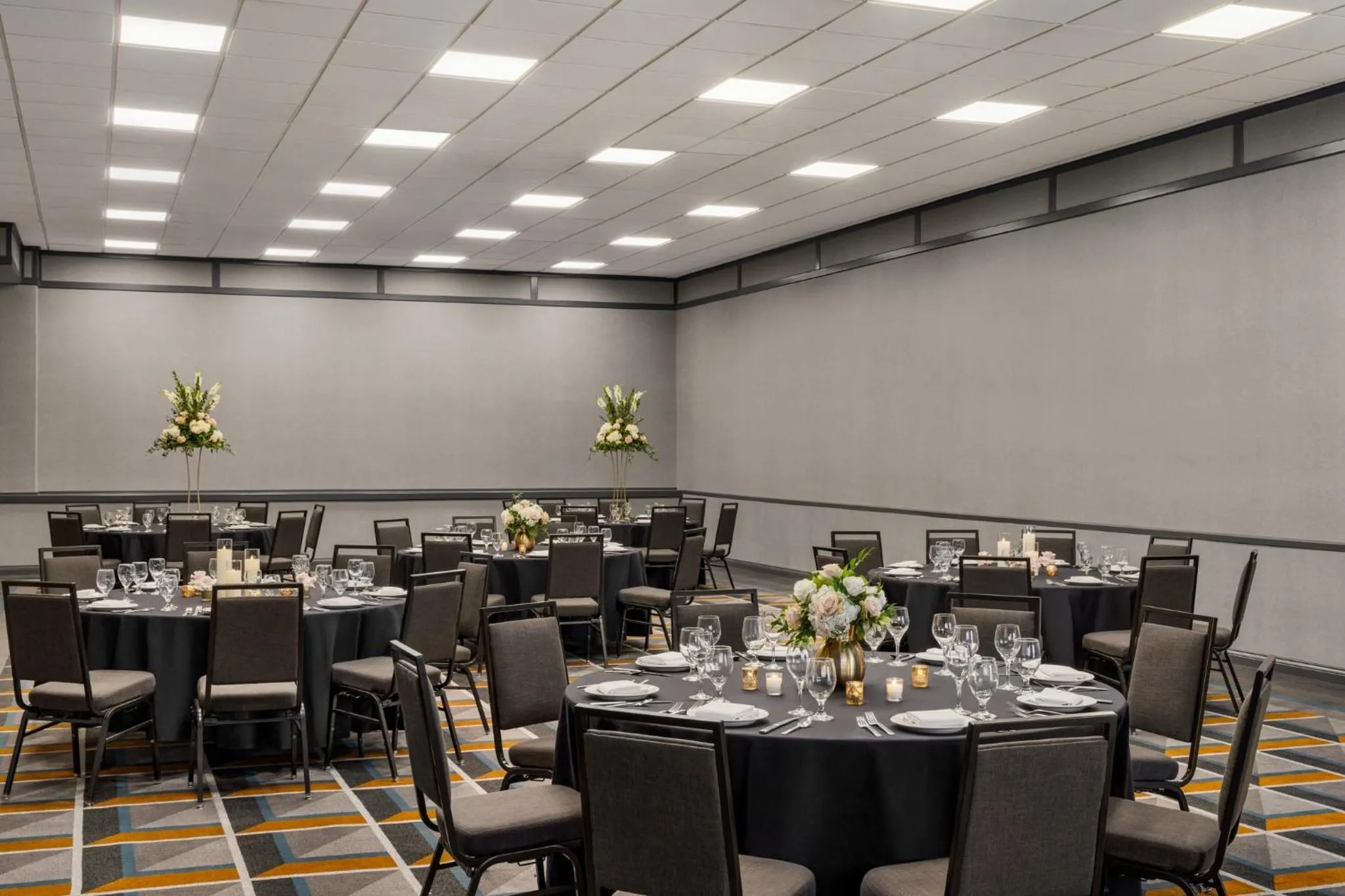 Banquet/Function facilities in Crowne Plaza Louisville Airport Expo Ctr by IHG