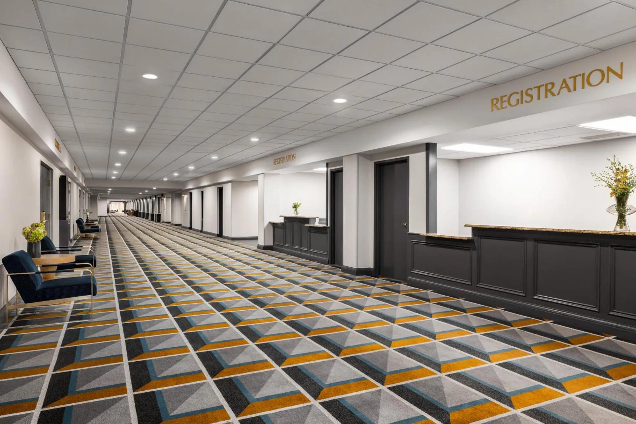 Meeting/conference room in Crowne Plaza Louisville Airport Expo Ctr by IHG