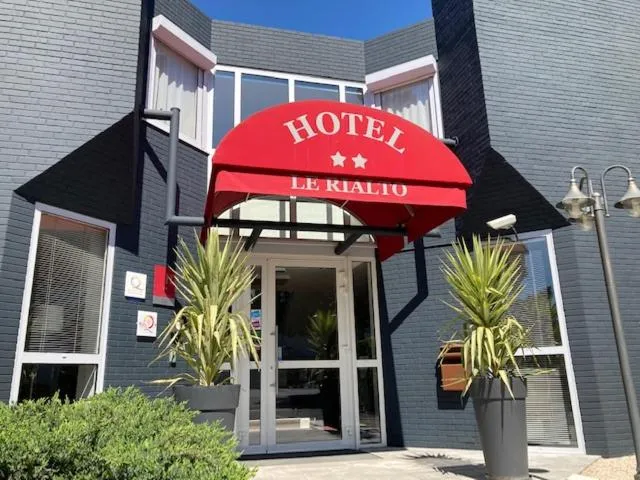 Logis Hôtel- Hôtel Restaurant Le Rialto