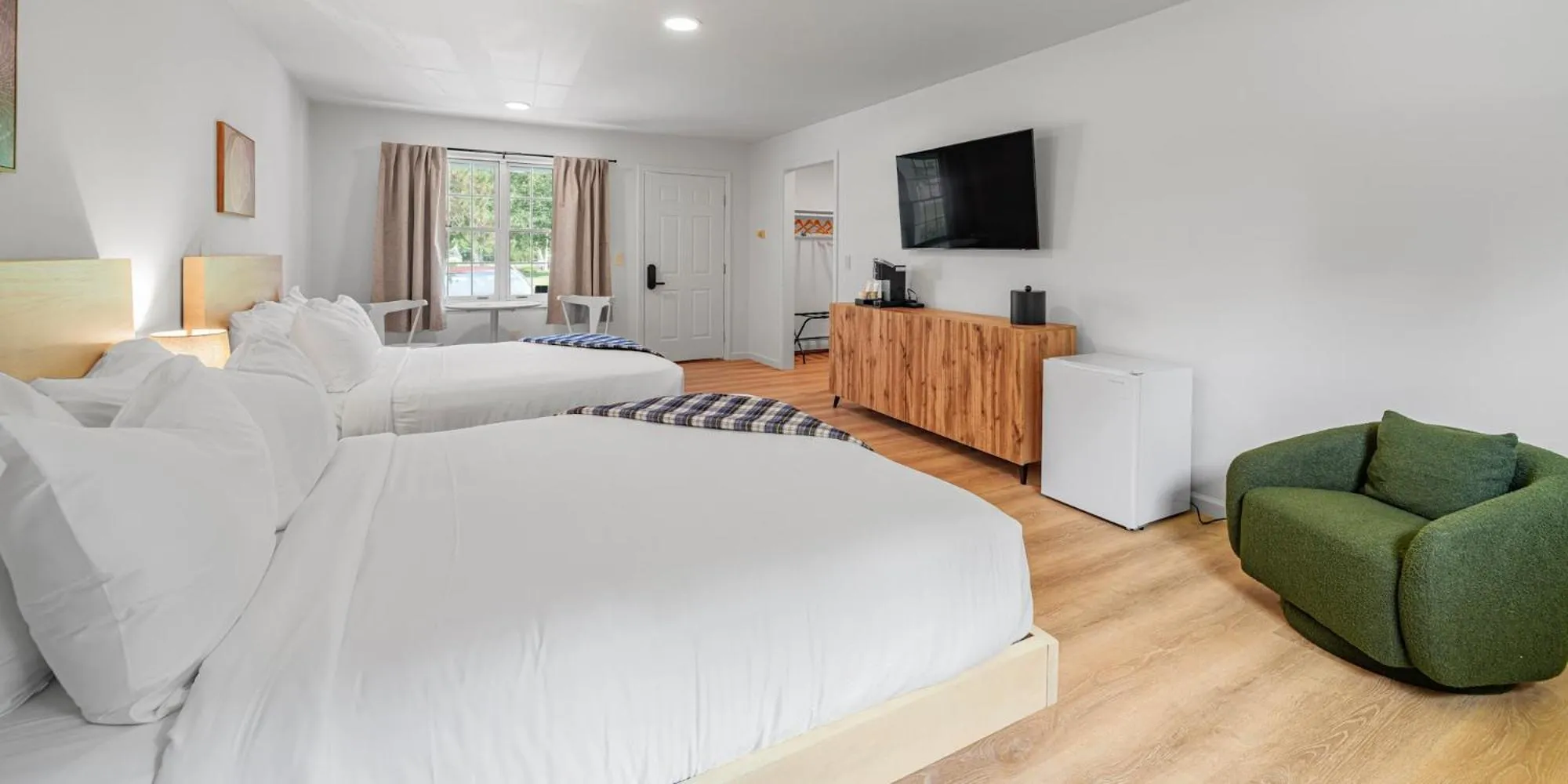 Bed in Aspen at Manchester