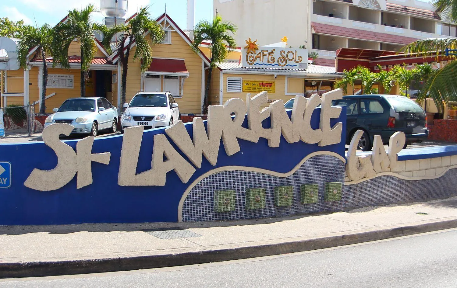 Location in Melrose Beach Apartments Inc