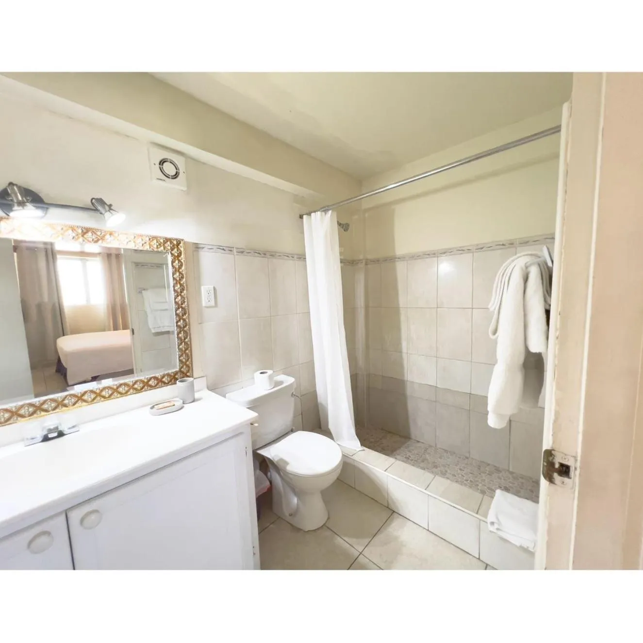 Melrose Beach Apartments Inc