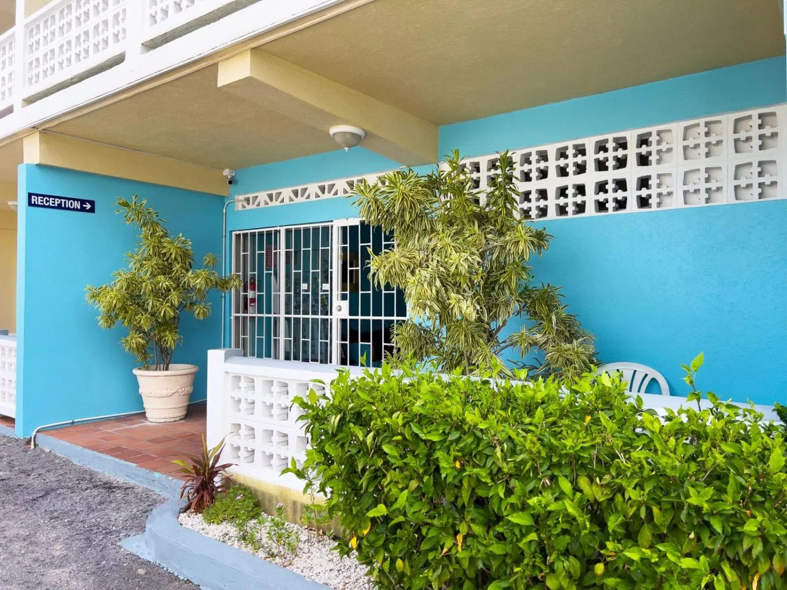 Property building in Melrose Beach Apartments Inc