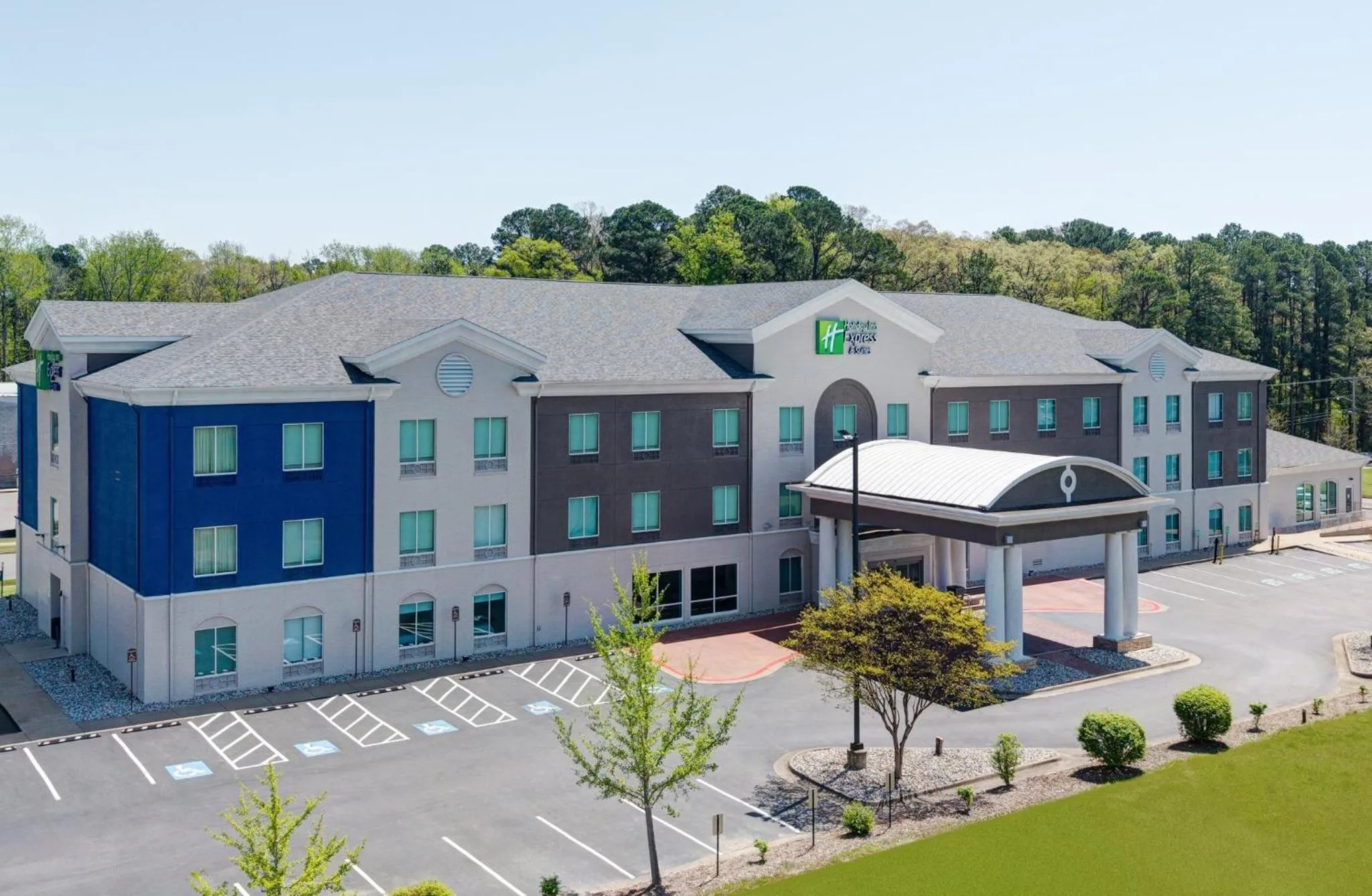 Property building in Holiday Inn Express Suites Little Rock West by IHG