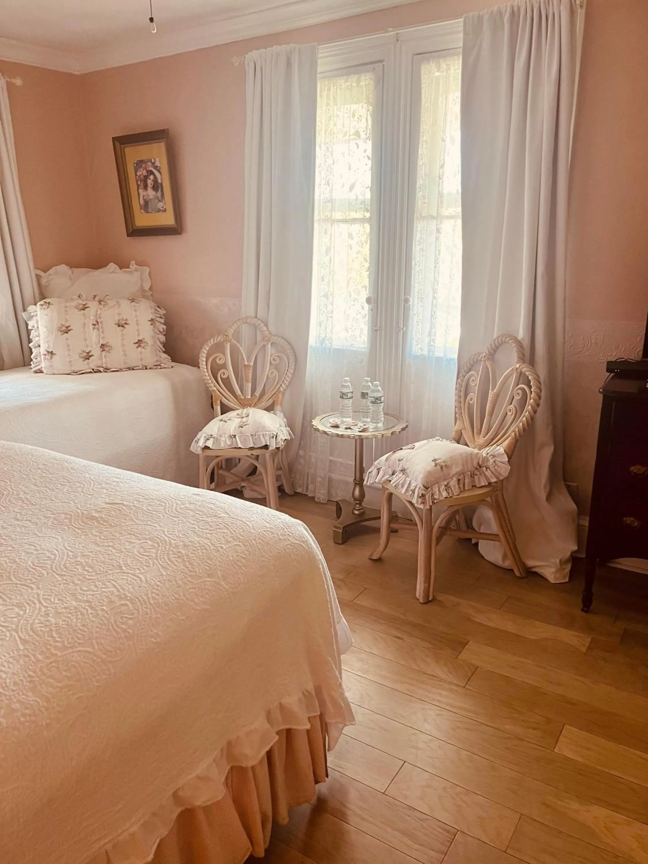 Bed in Walden on the Pond