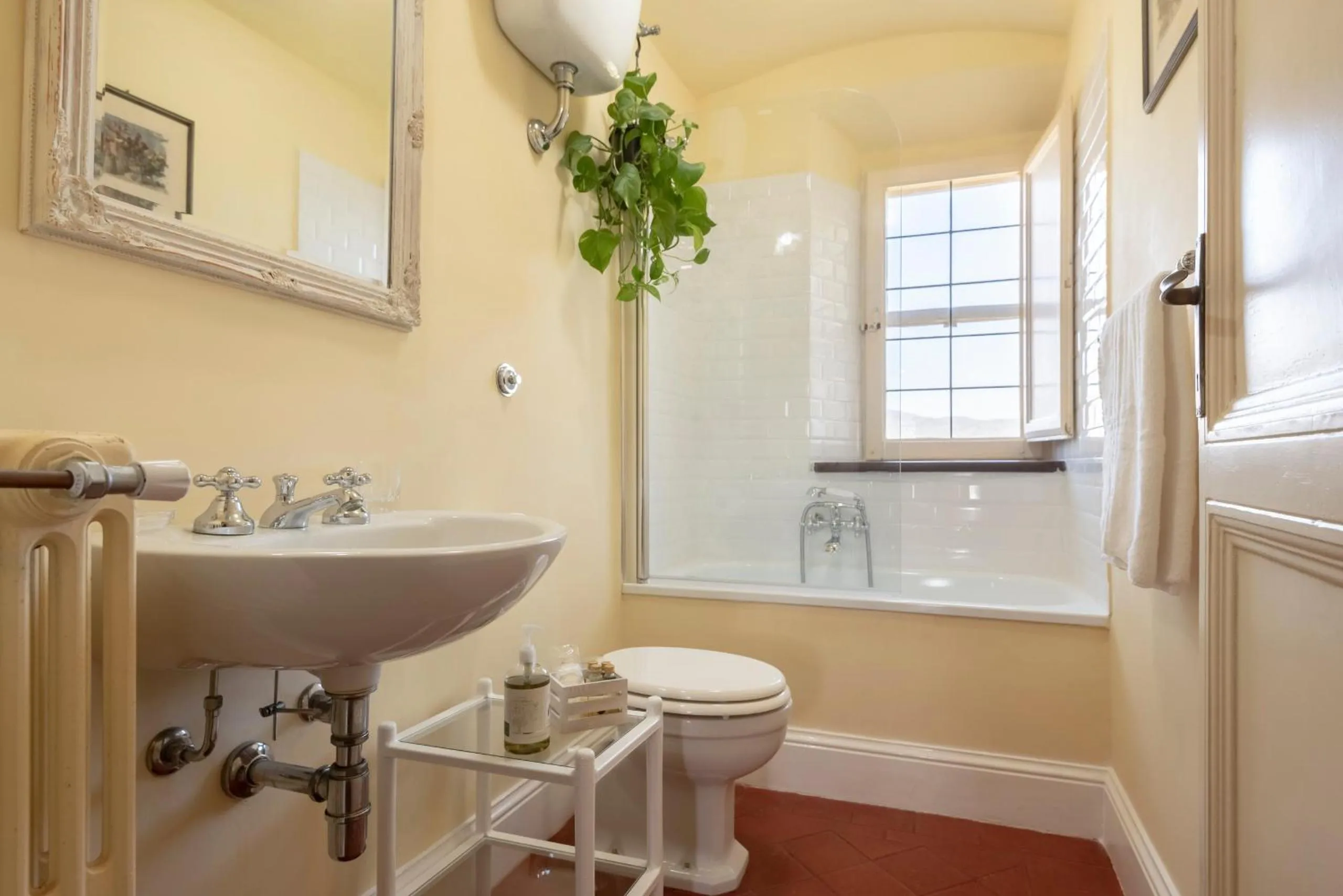 Shower in Fattoria Pian Di Rocca