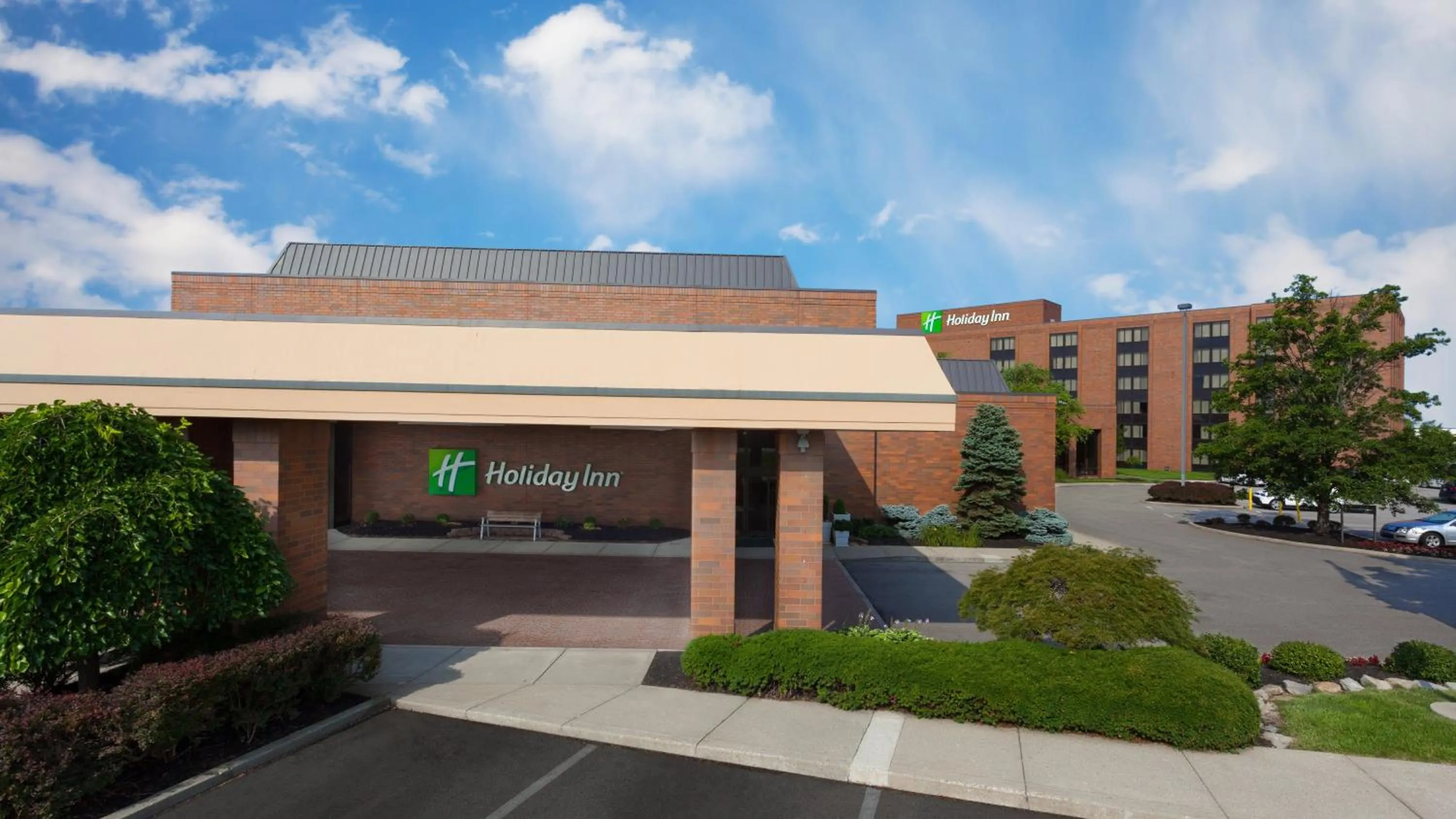 Property building in Holiday Inn Cincinnati Airport by IHG