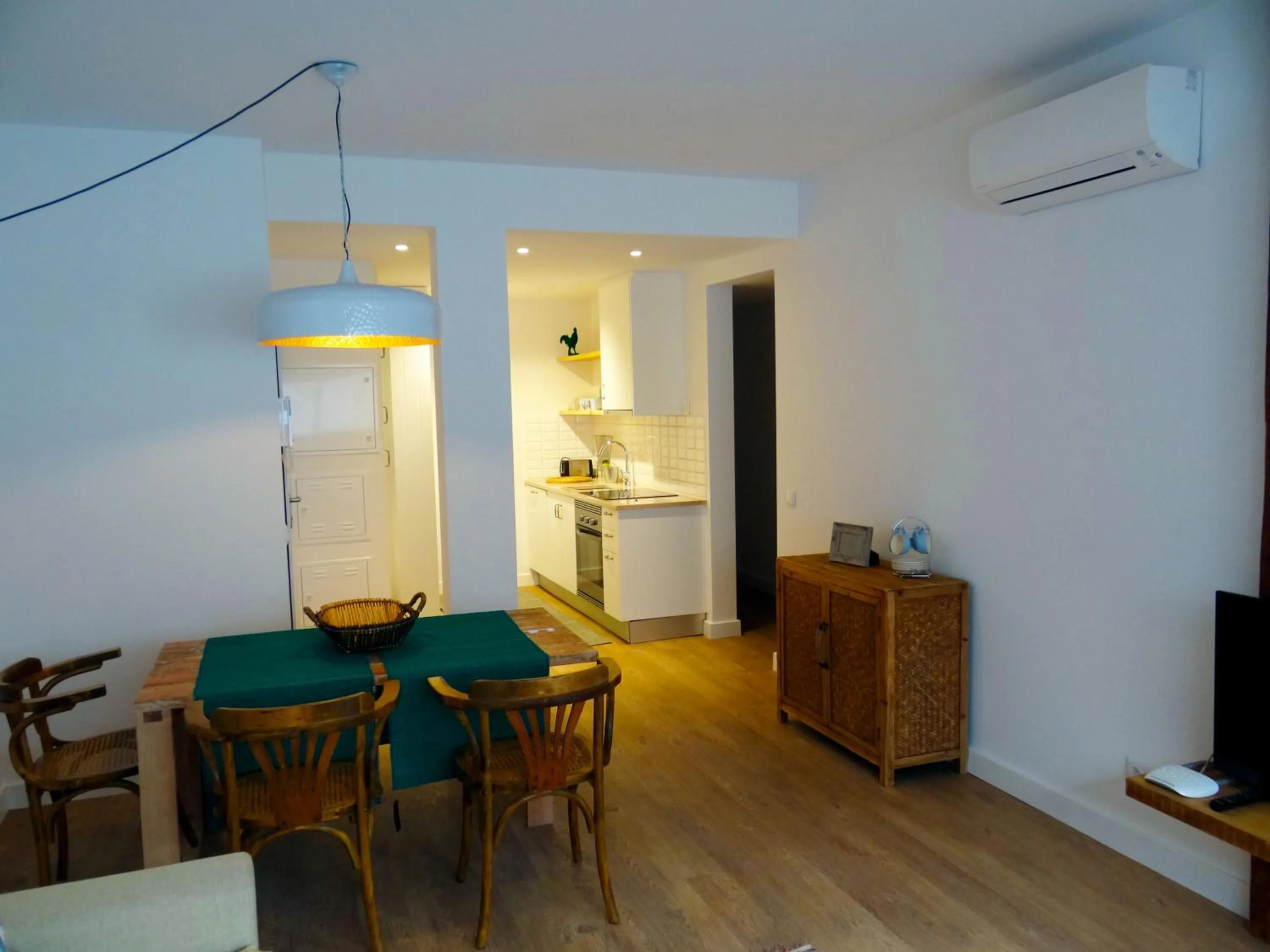 Kitchen or kitchenette in The Salty Lodge