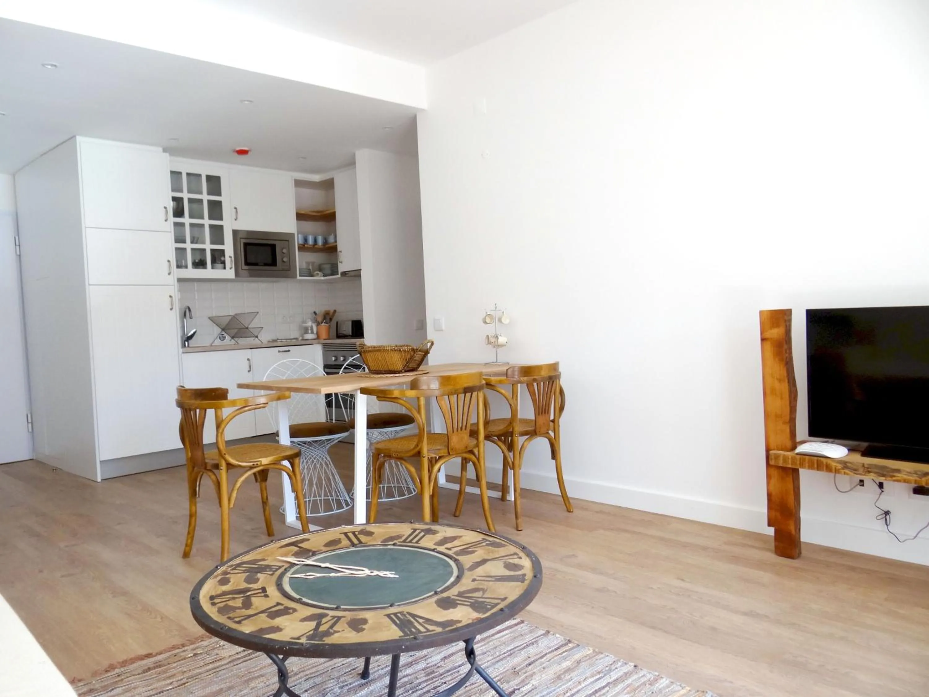Kitchen or kitchenette in The Salty Lodge