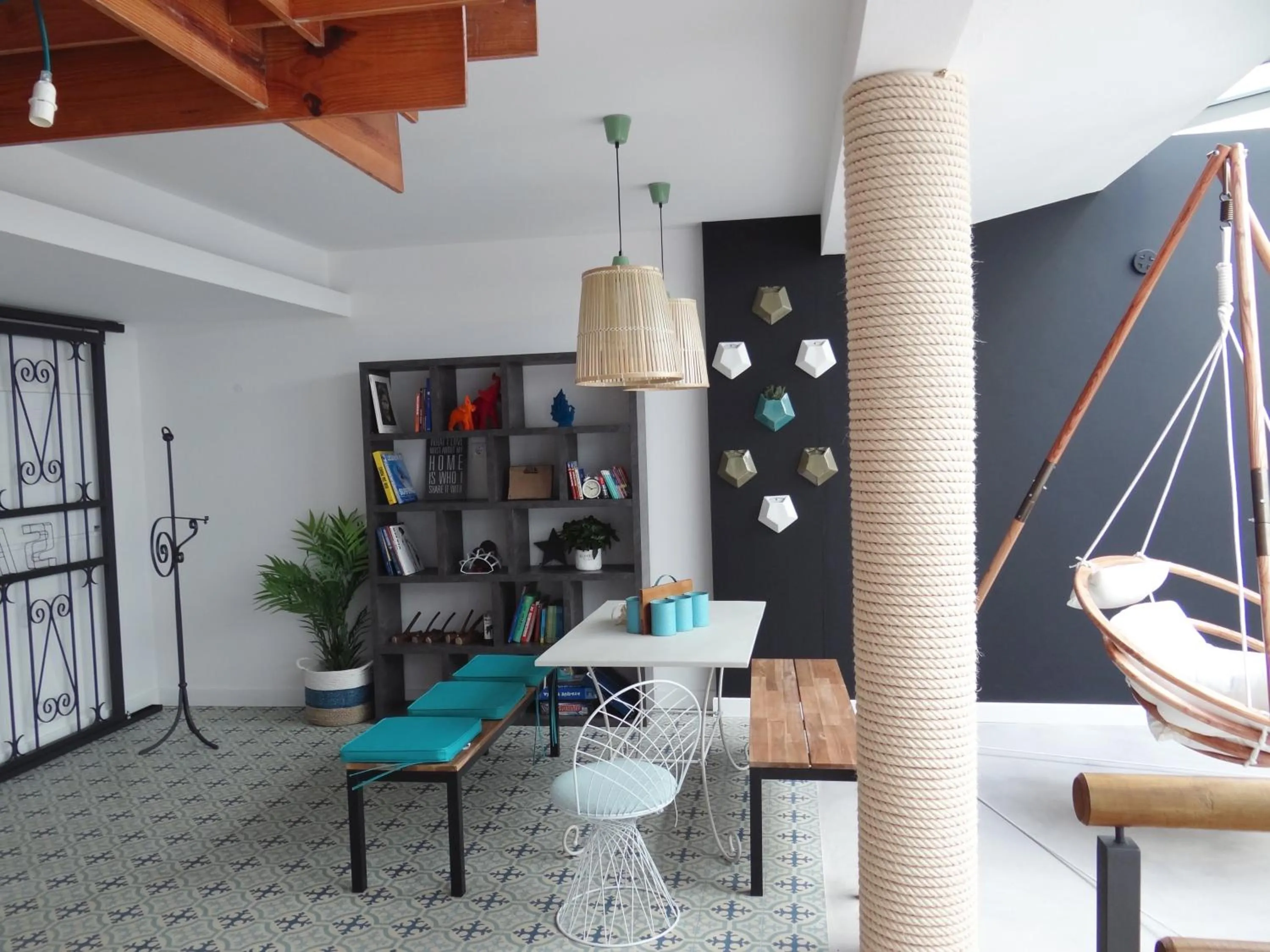 Property building in The Salty Lodge