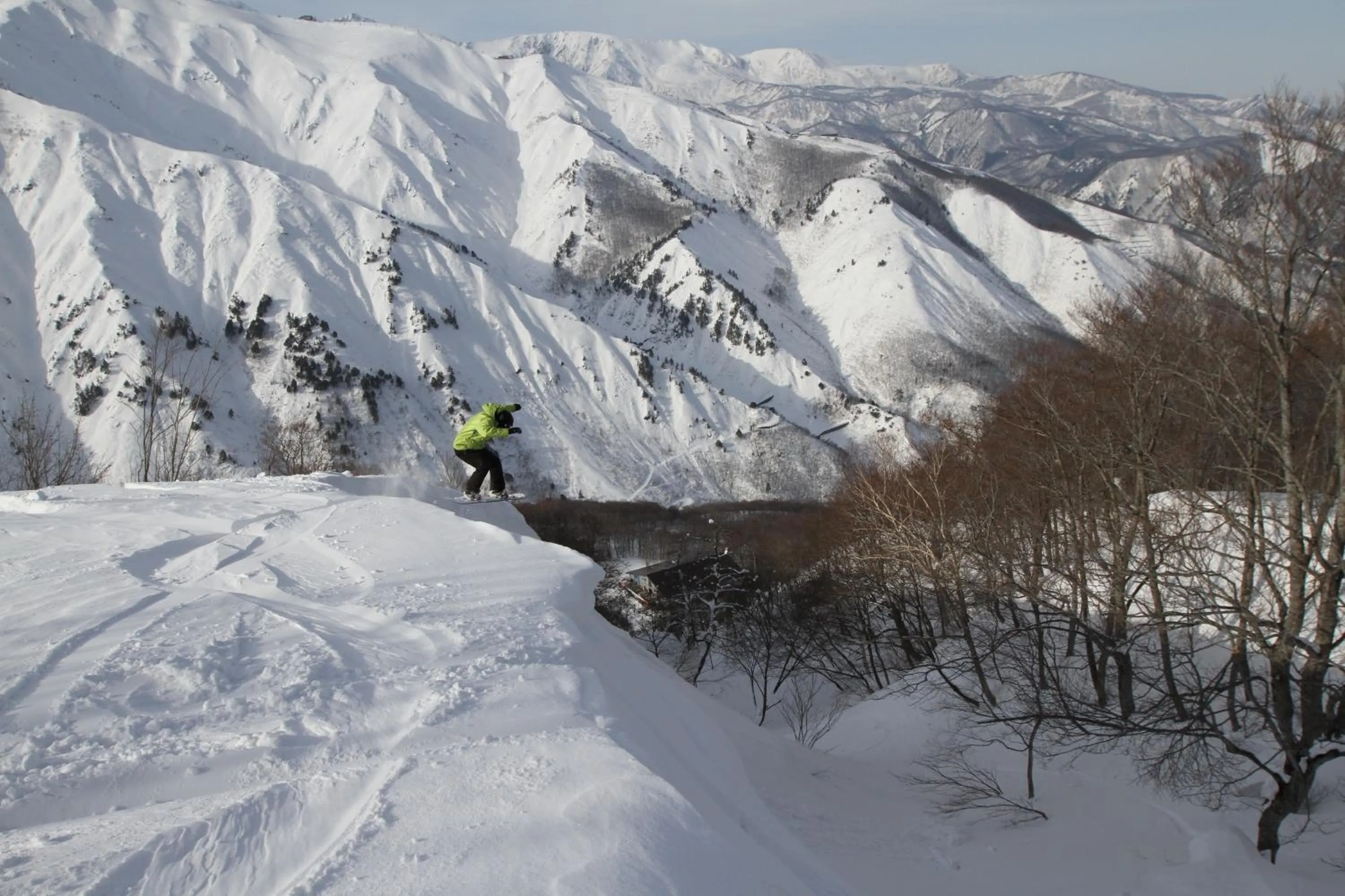 Skiing in Powder Temple