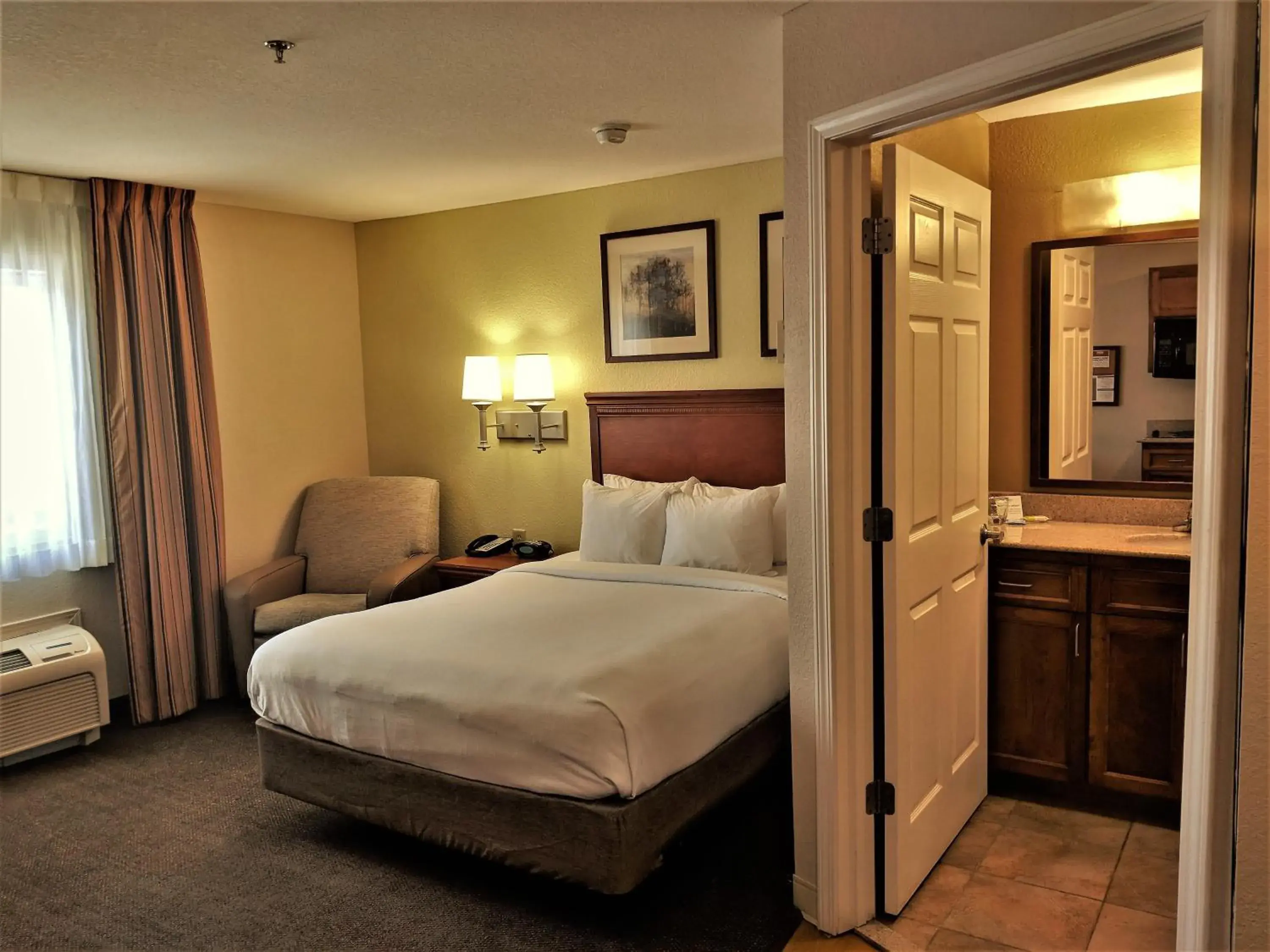 Standard Suite in Candlewood Suites Macon by IHG Standard Suite in Candlewood Suites Macon by IHG