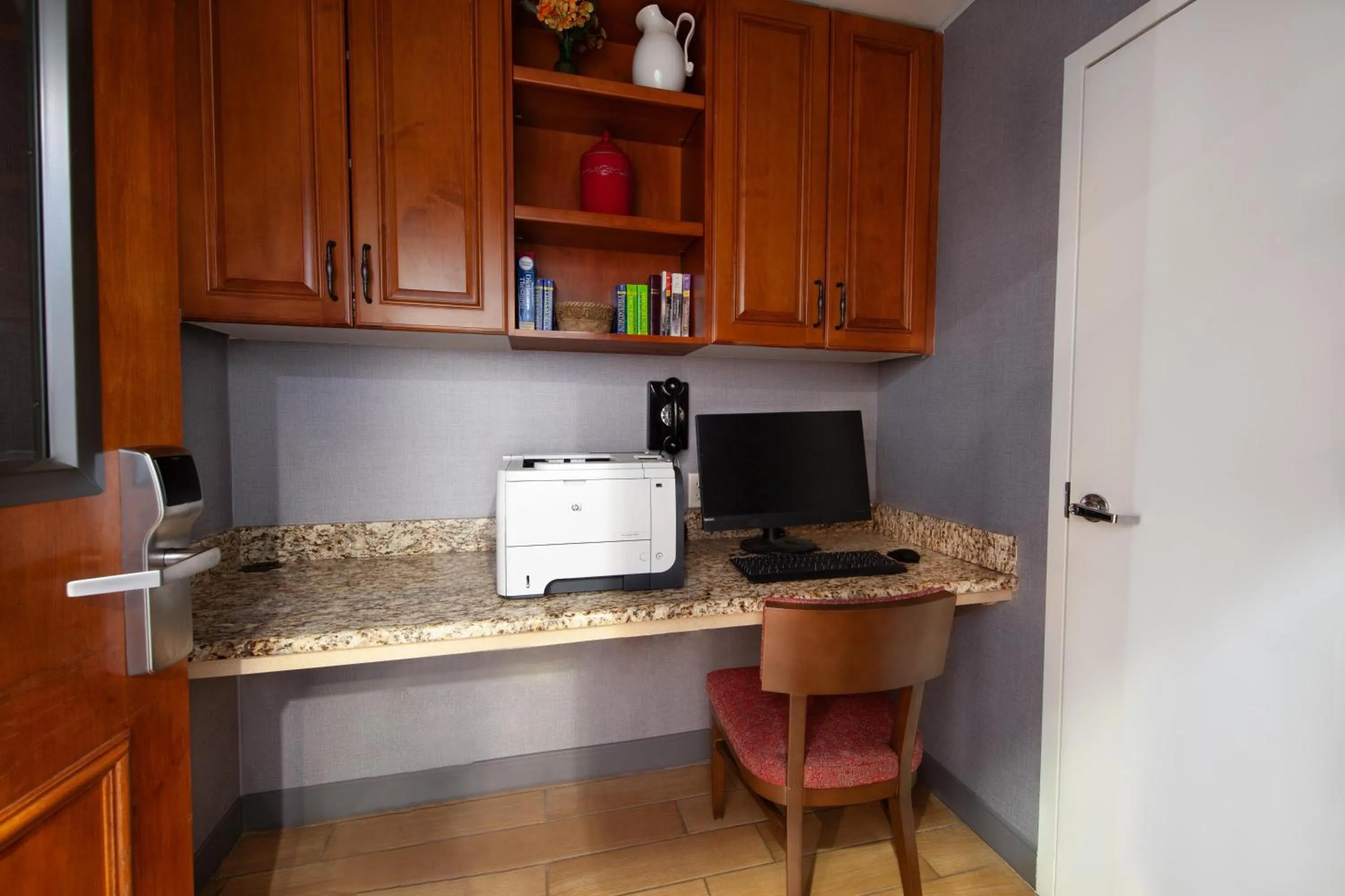 Business facilities in Hampton Inn Richfield