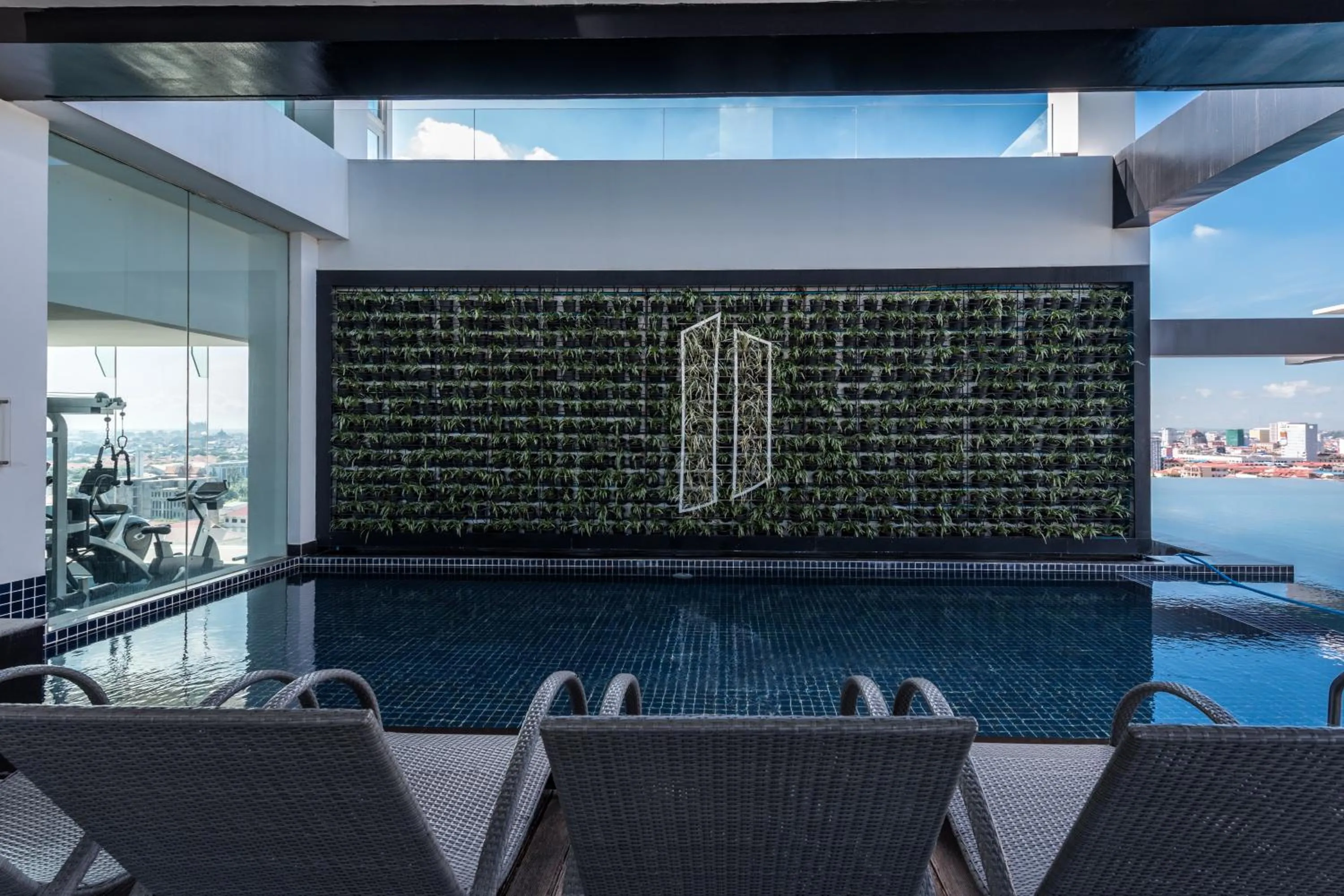 Garden in Naki Suites @ Silvertown