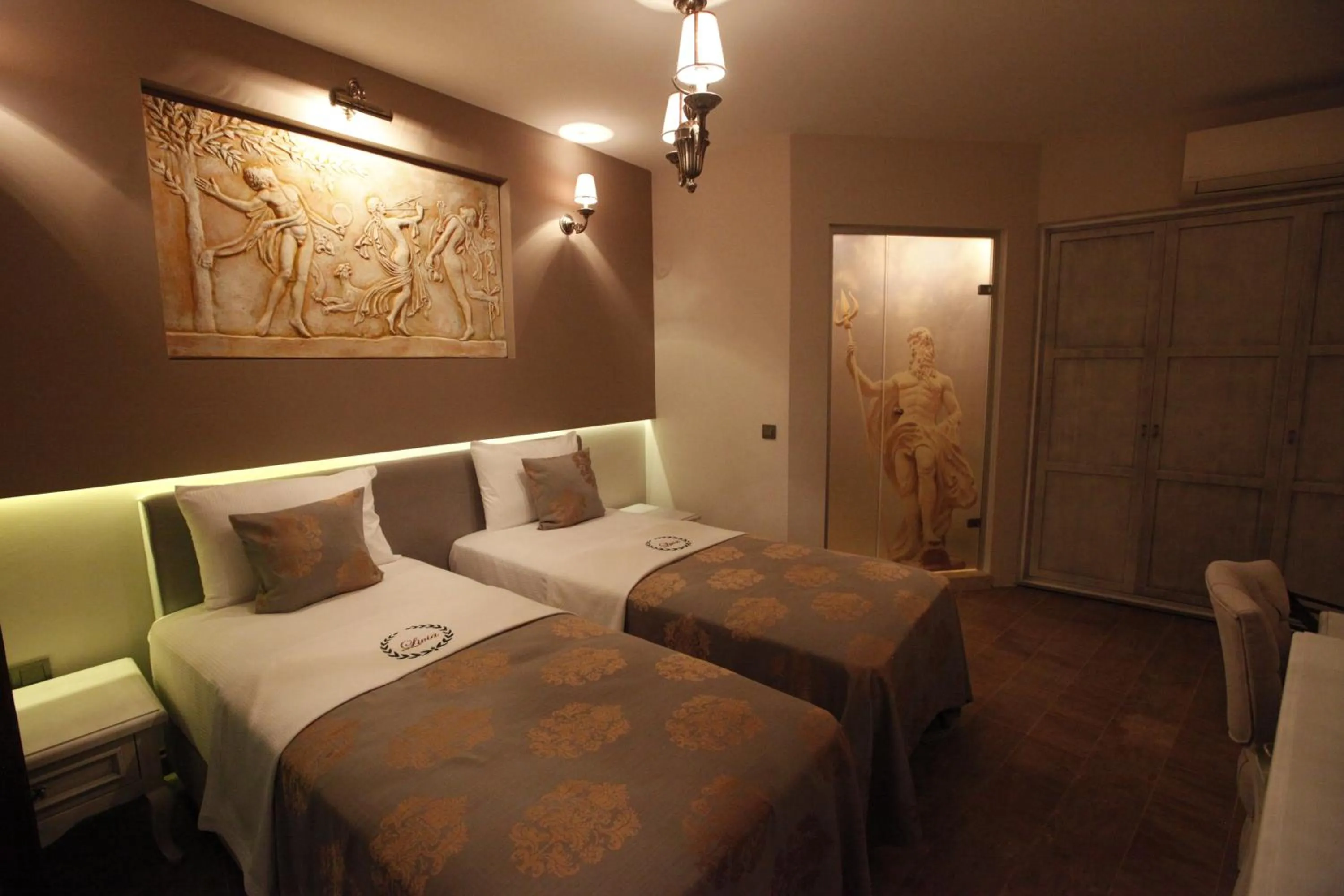 Photo of the whole room, Bed in Livia Hotel Ephesus