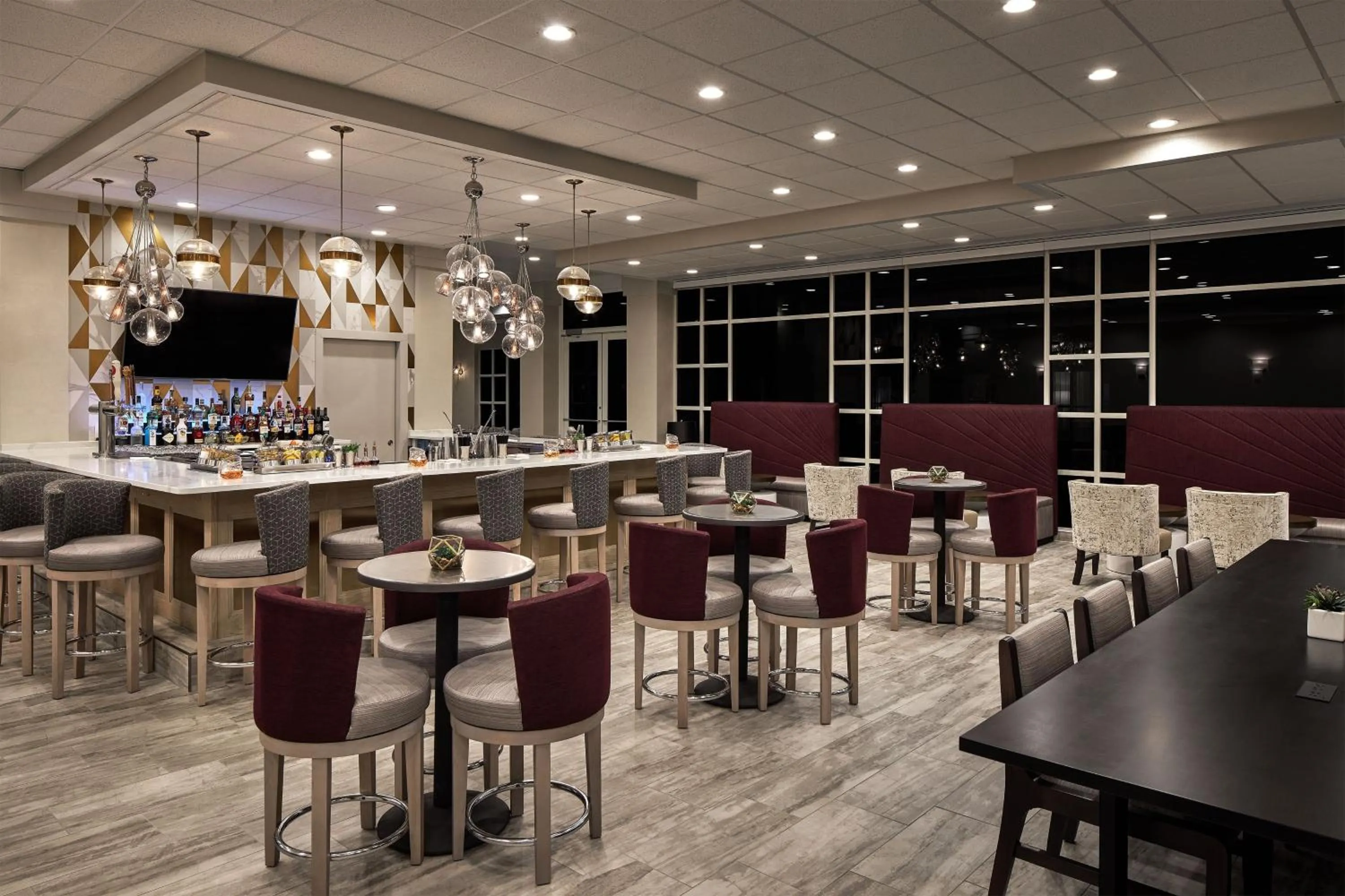 Restaurant/places to eat in Sheraton Richmond Airport Hotel