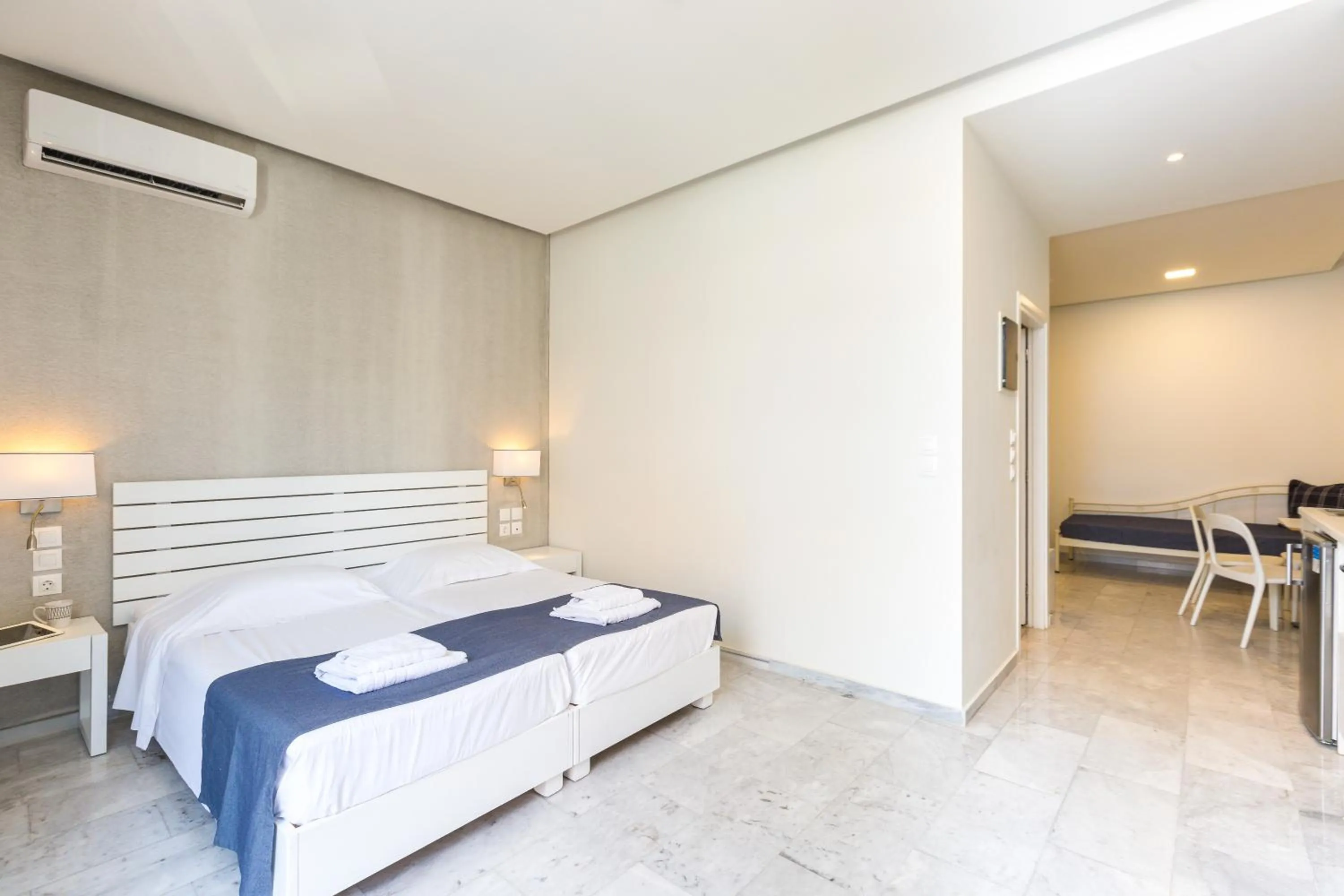 Bedroom, Bed in Meltemi Coast Suites