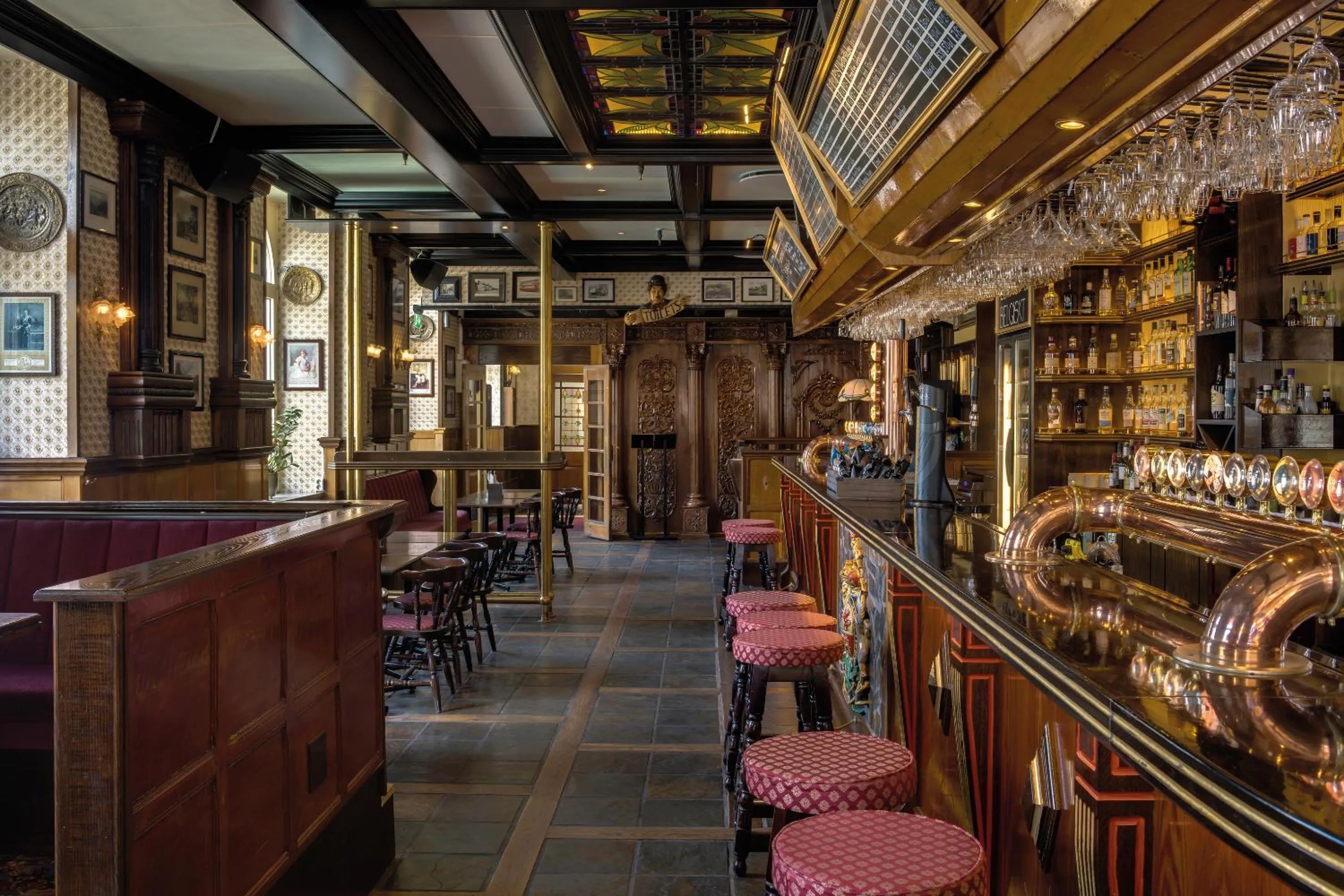 Restaurant/places to eat in Elite Stora Hotellet