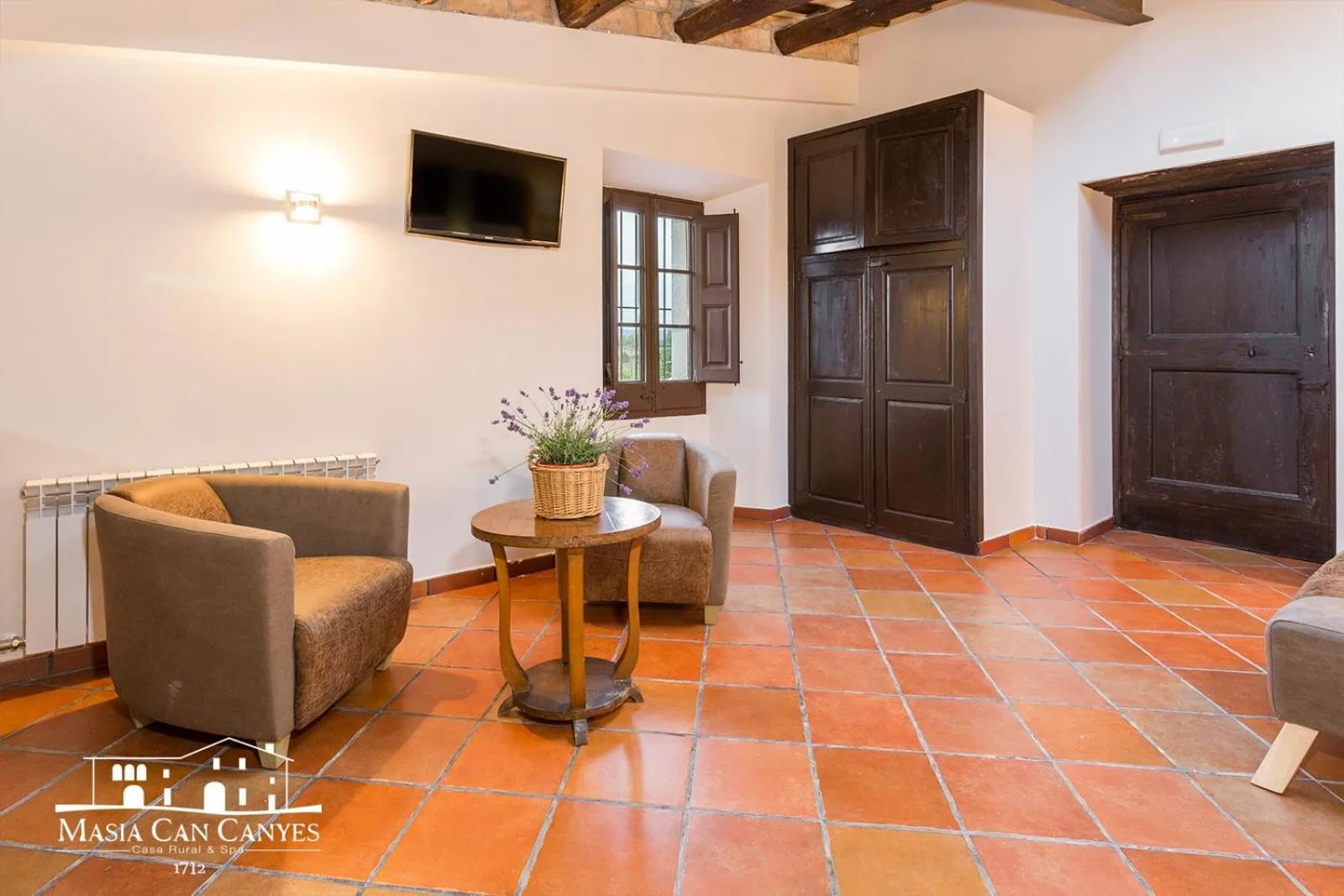 Living room in Masia Can Canyes & Spa