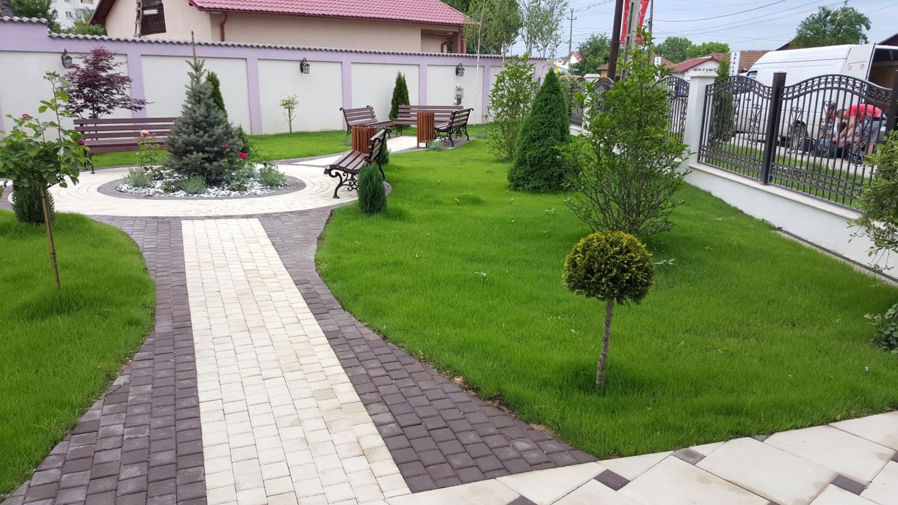 Property building in Marigab