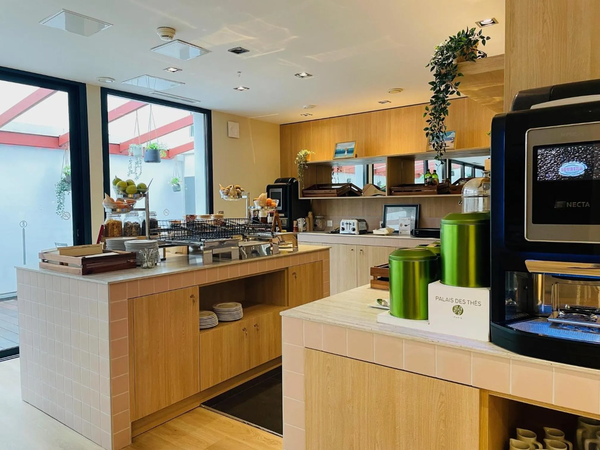 Breakfast in Mercure Président Biarritz Plage