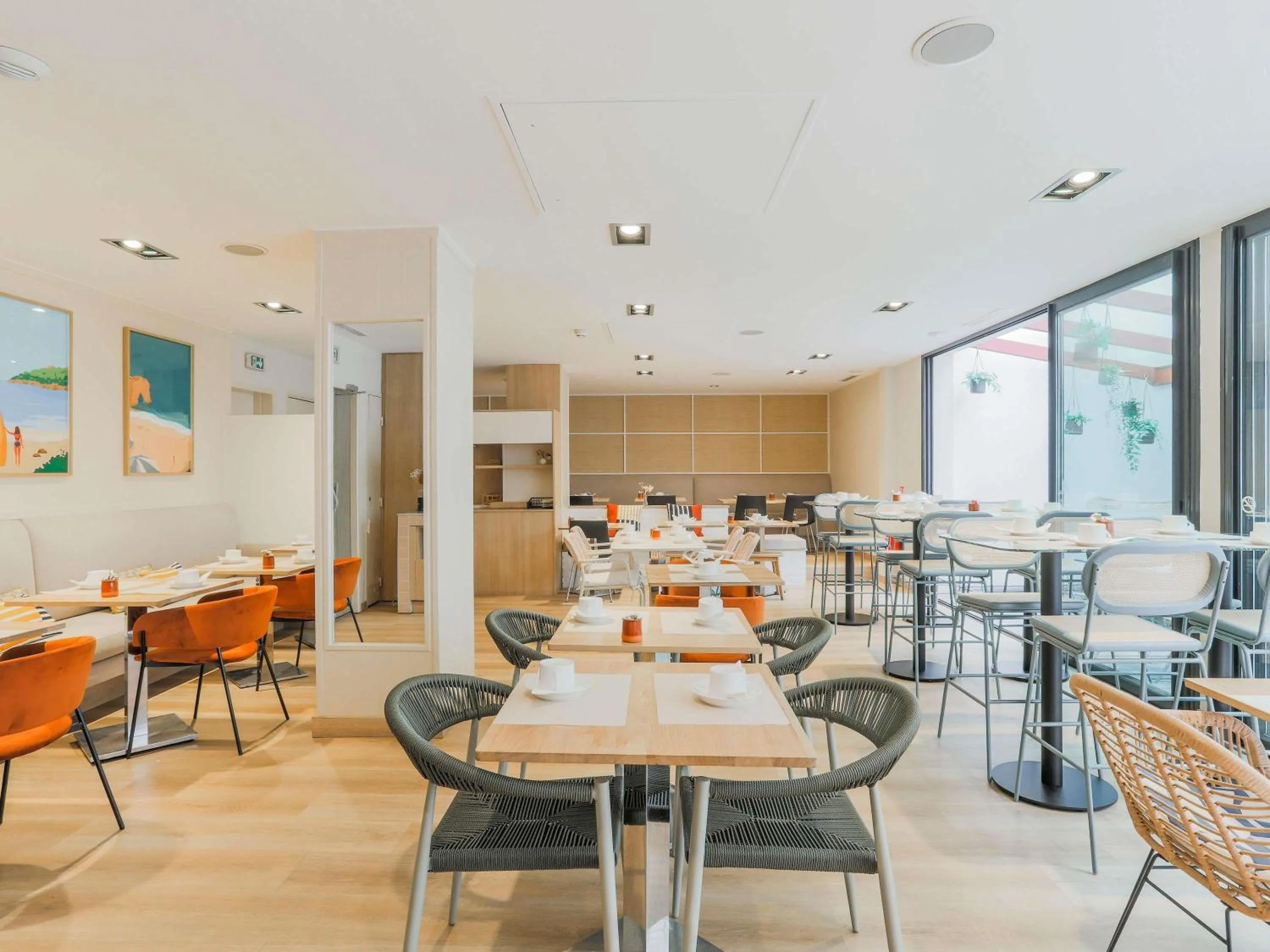 Breakfast in Mercure Président Biarritz Plage