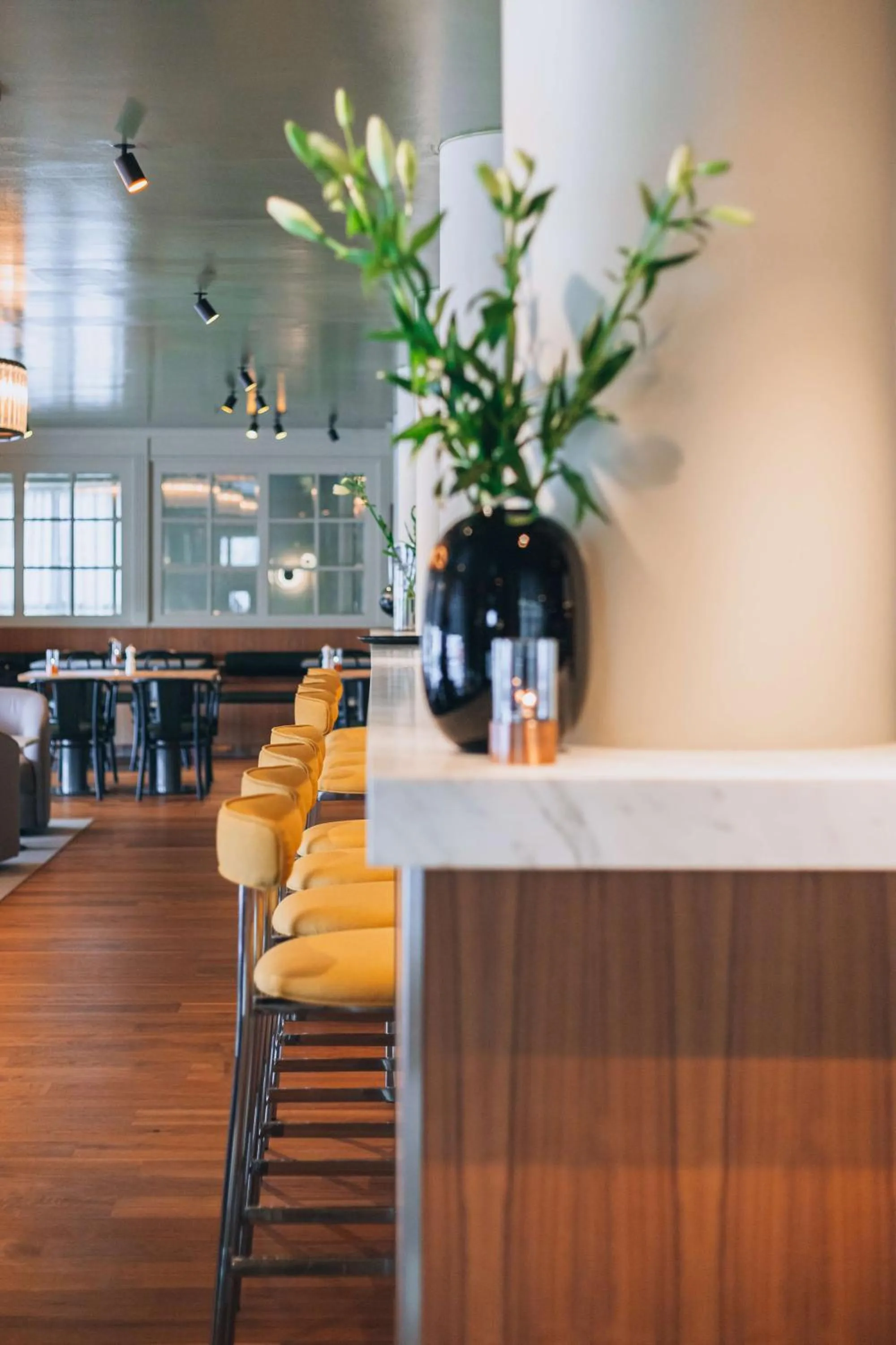 Lounge or bar in Hôtel Reisen in The Unbound Collection by Hyatt