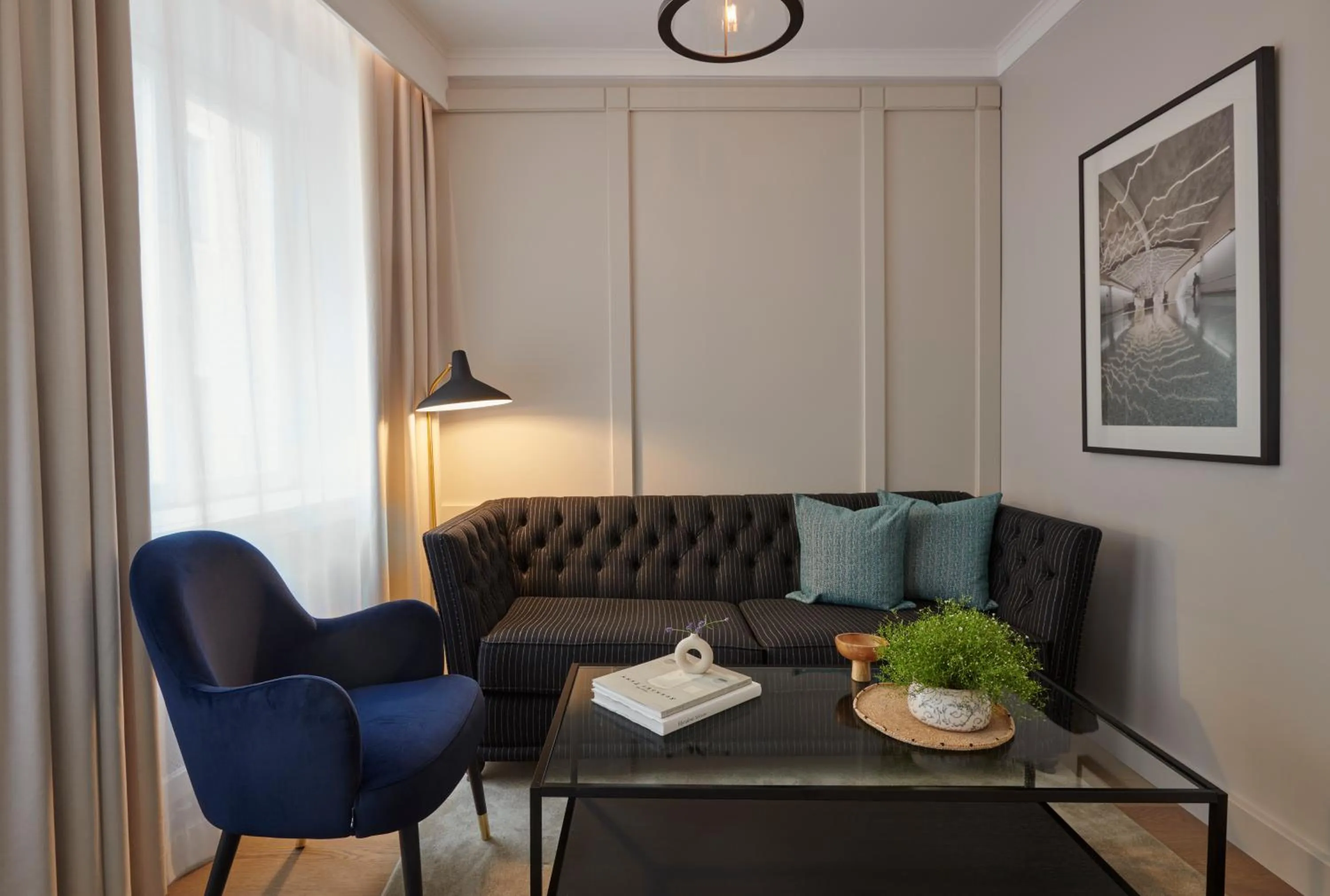 Living room in Hôtel Reisen in The Unbound Collection by Hyatt