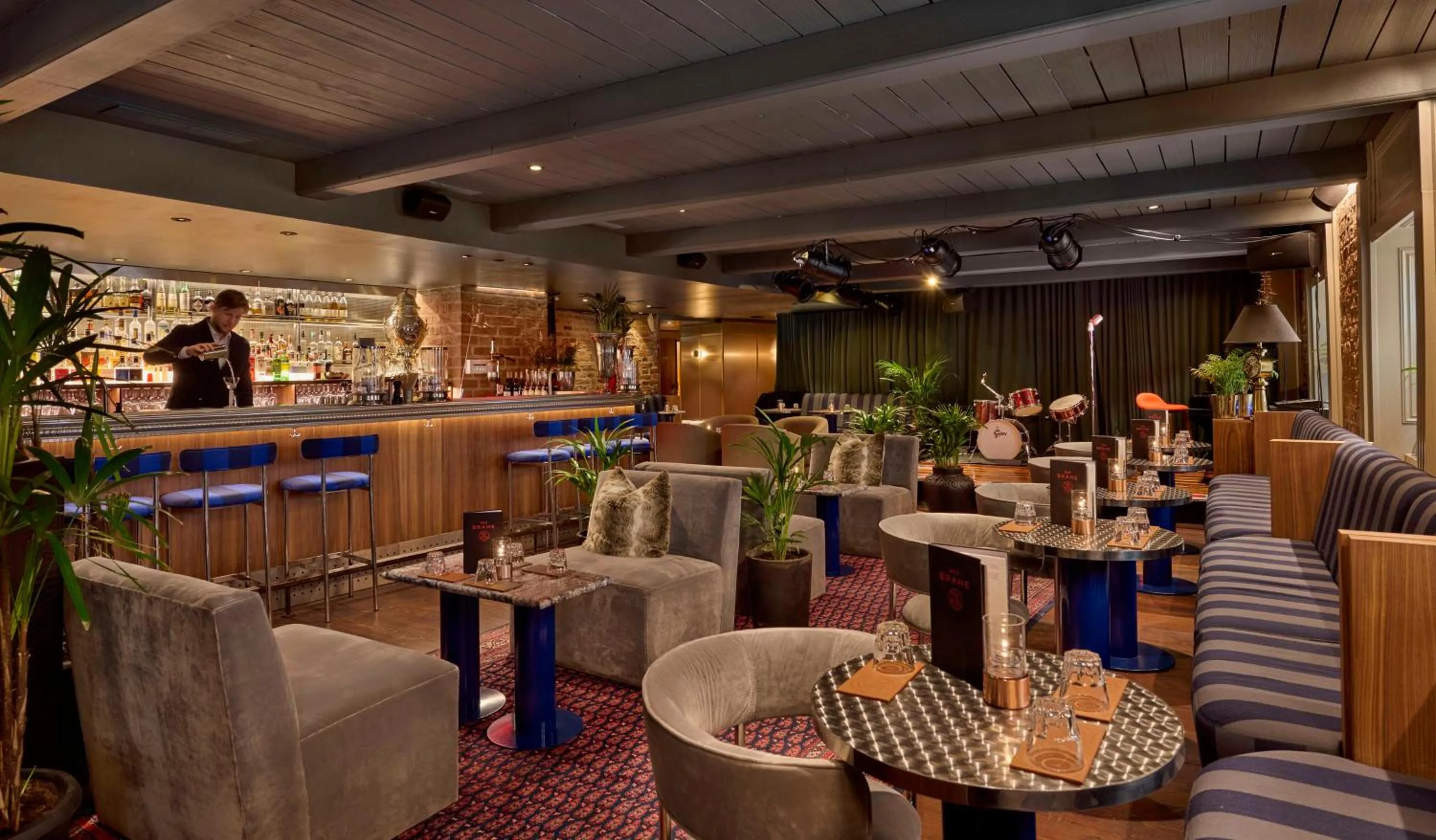 Lounge or bar in Hôtel Reisen in The Unbound Collection by Hyatt