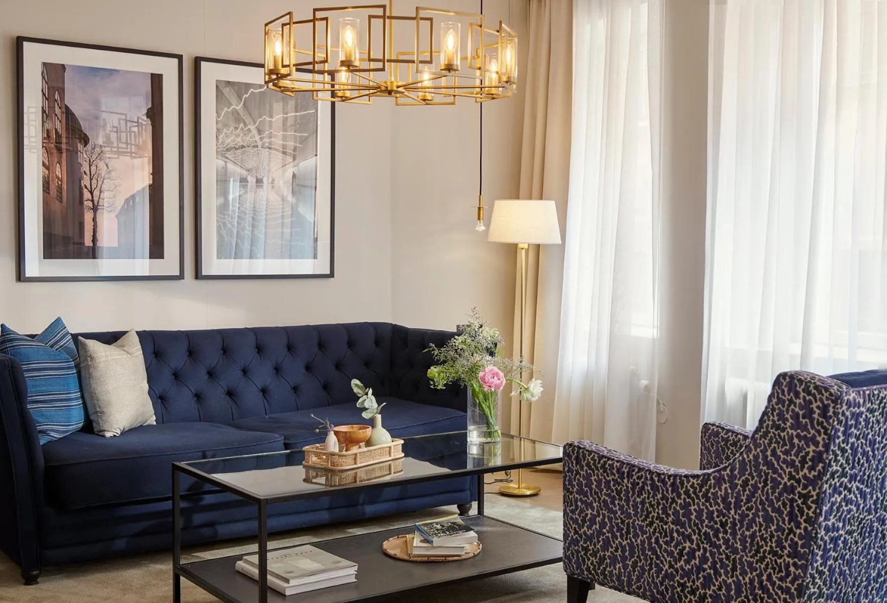 Seating area in Hôtel Reisen in The Unbound Collection by Hyatt