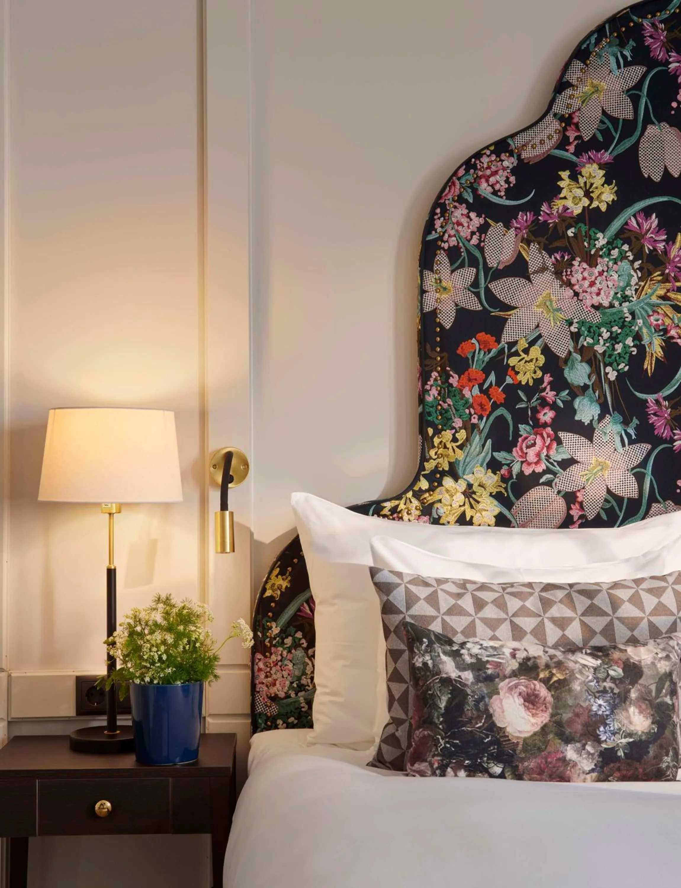 Photo of the whole room, Bed in Hôtel Reisen in The Unbound Collection by Hyatt