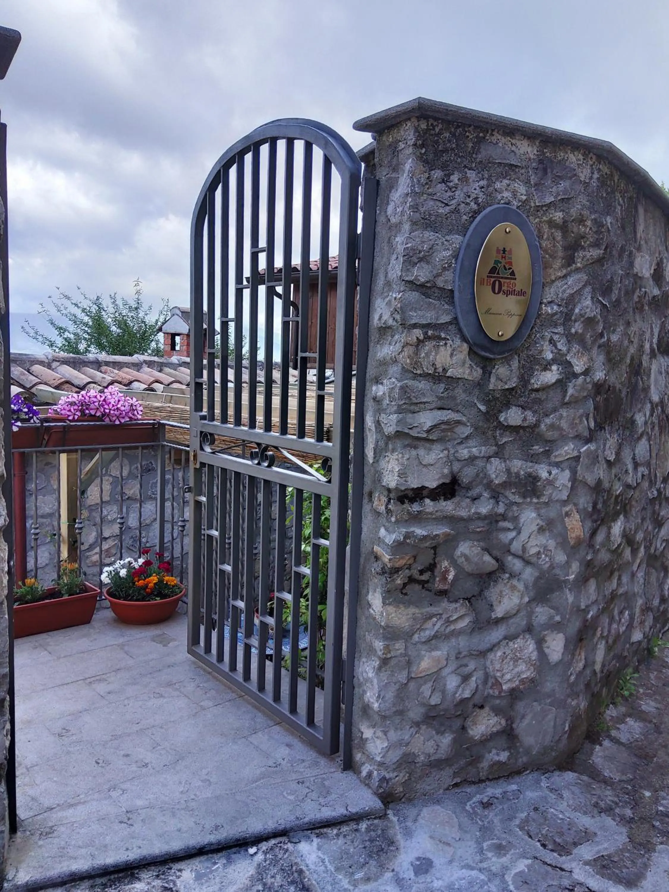 Facade/entrance in Il Borgo Ospitale - Albergo Diffuso