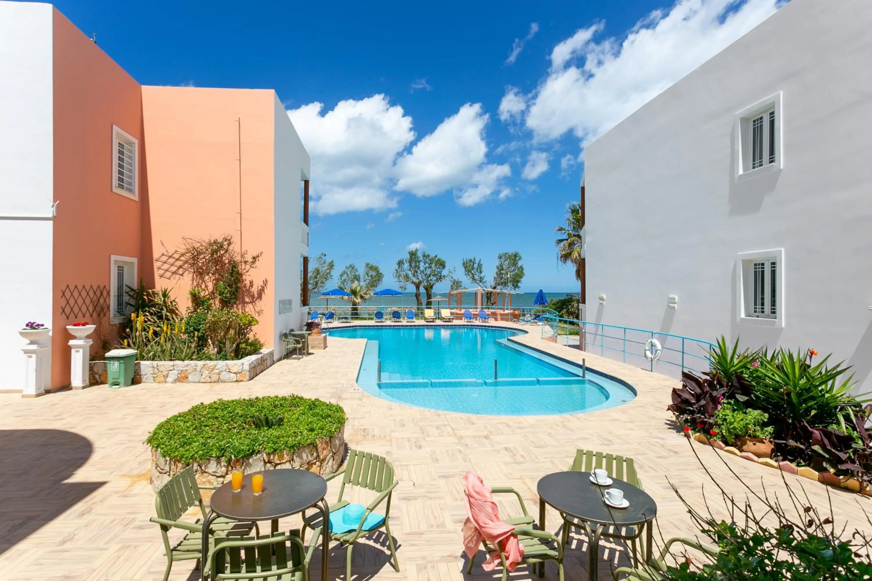 Swimming pool in Eden Beach Hotel