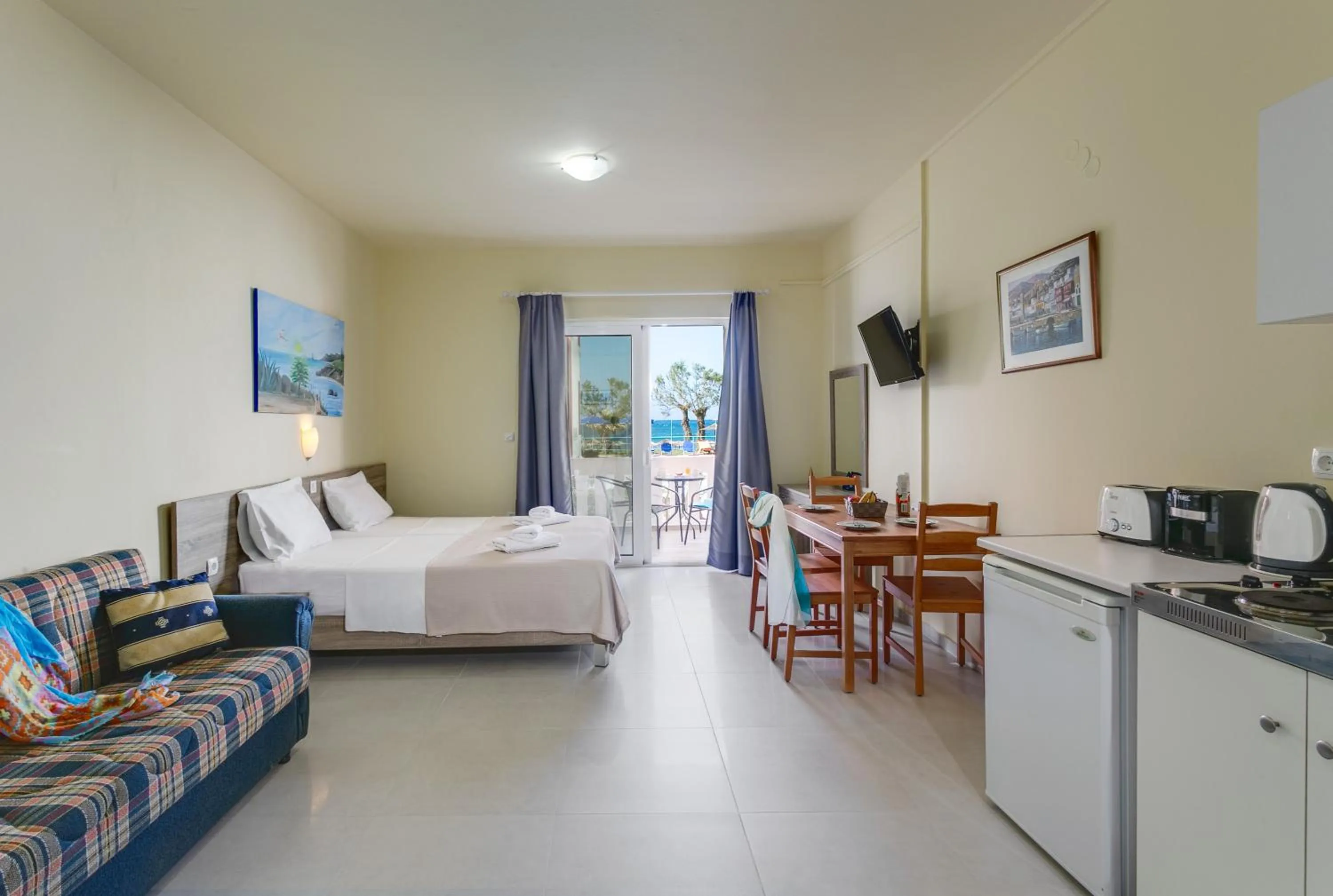 Photo of the whole room, Bed in Eden Beach Hotel