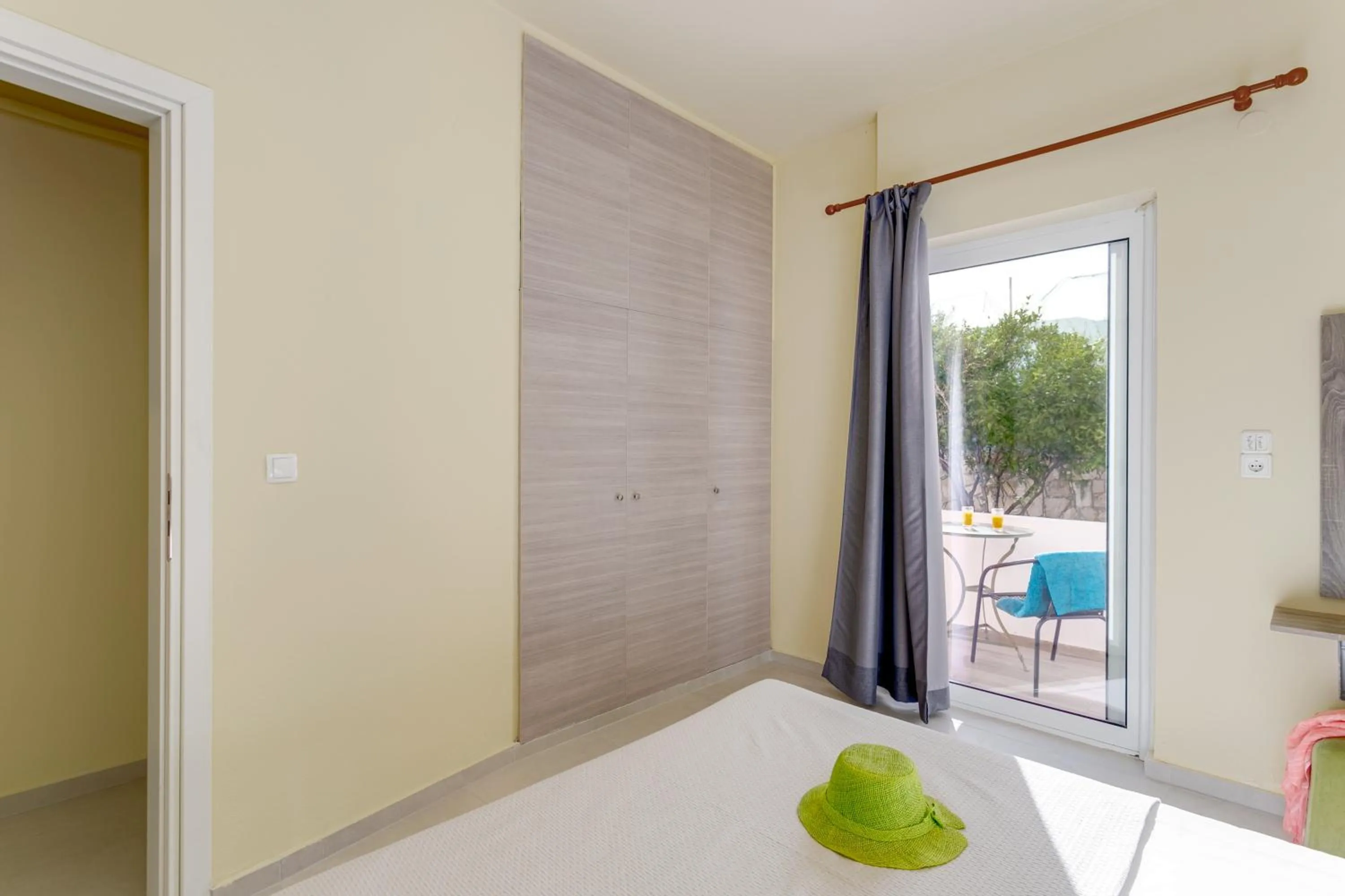 Balcony/Terrace in Eden Beach Hotel